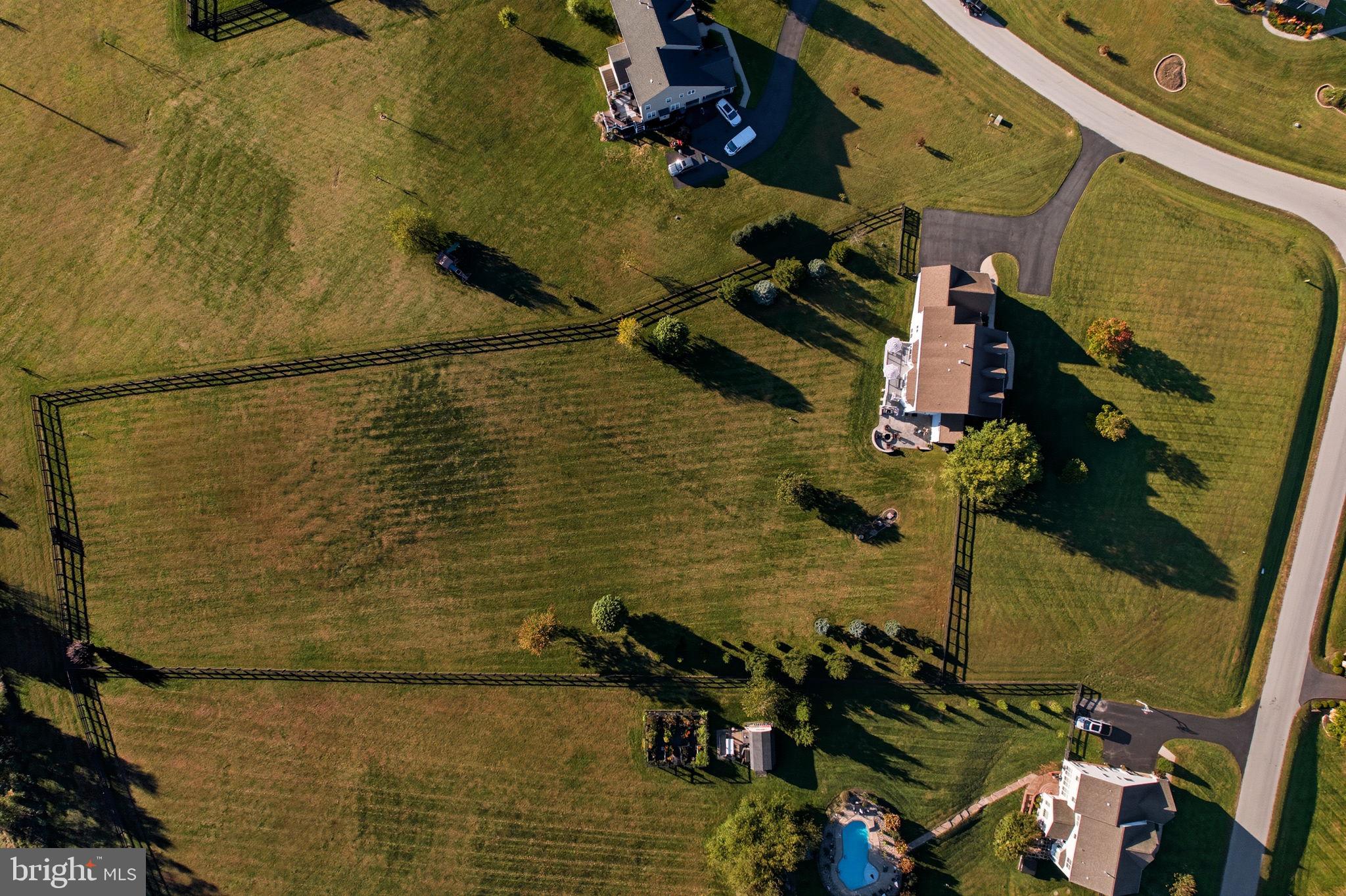 HEATHER KNOLLS - Residential