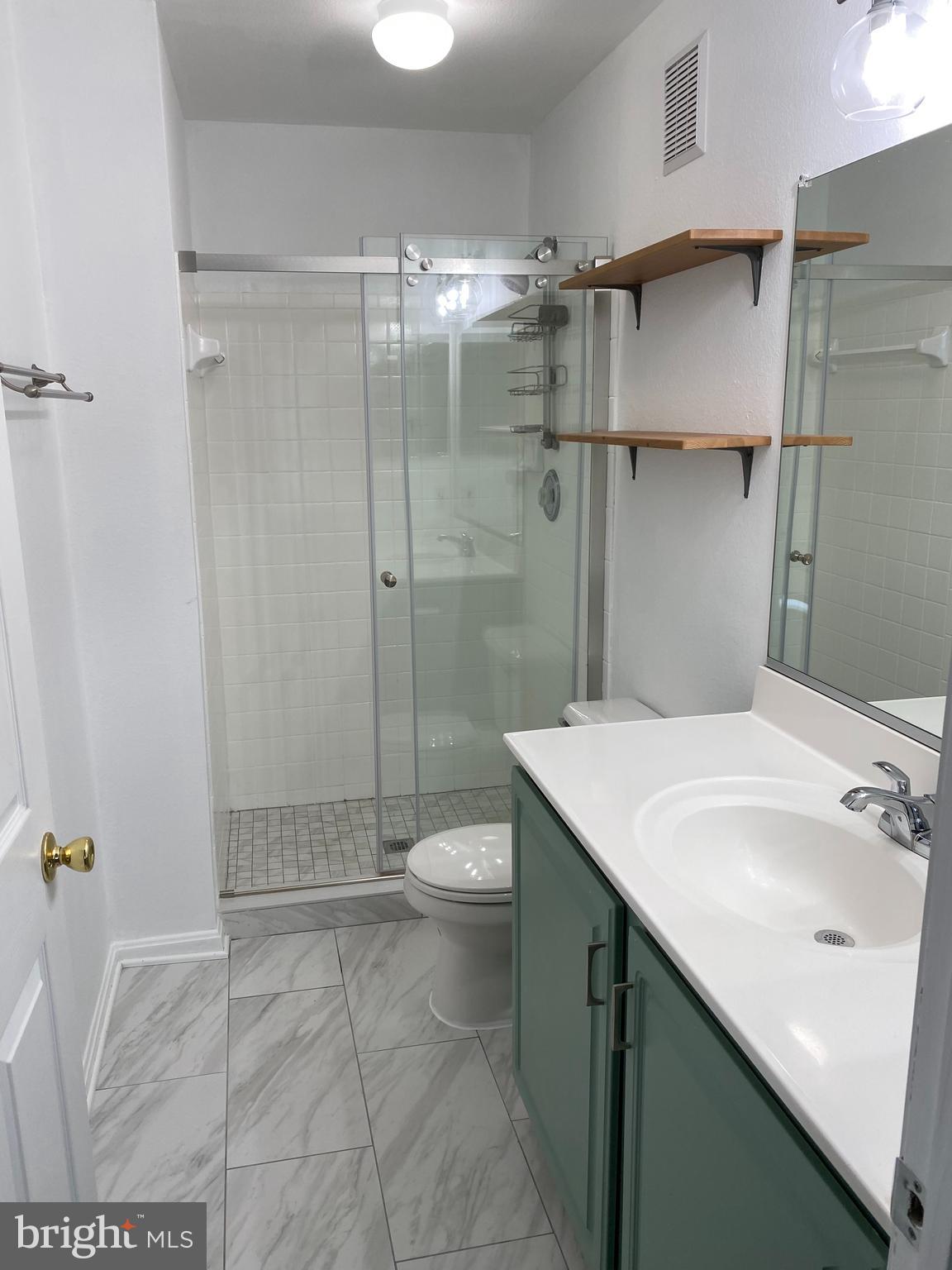 FOX MILL STATION - Residential Lease