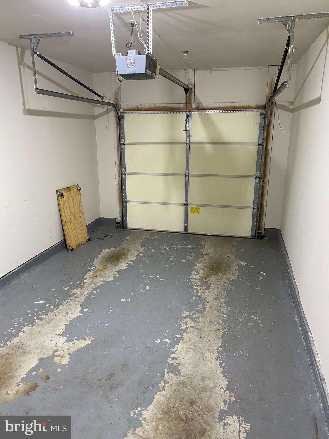 FOX MILL STATION - Residential Lease