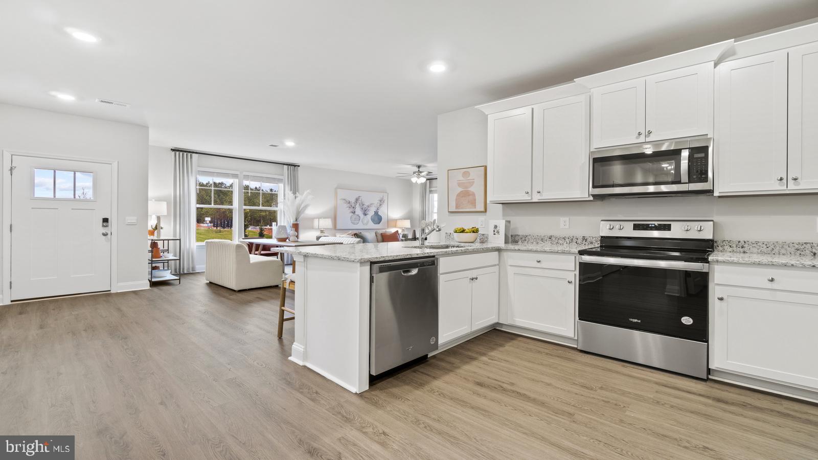 THE PONDS AT LEXINGTON - Residential