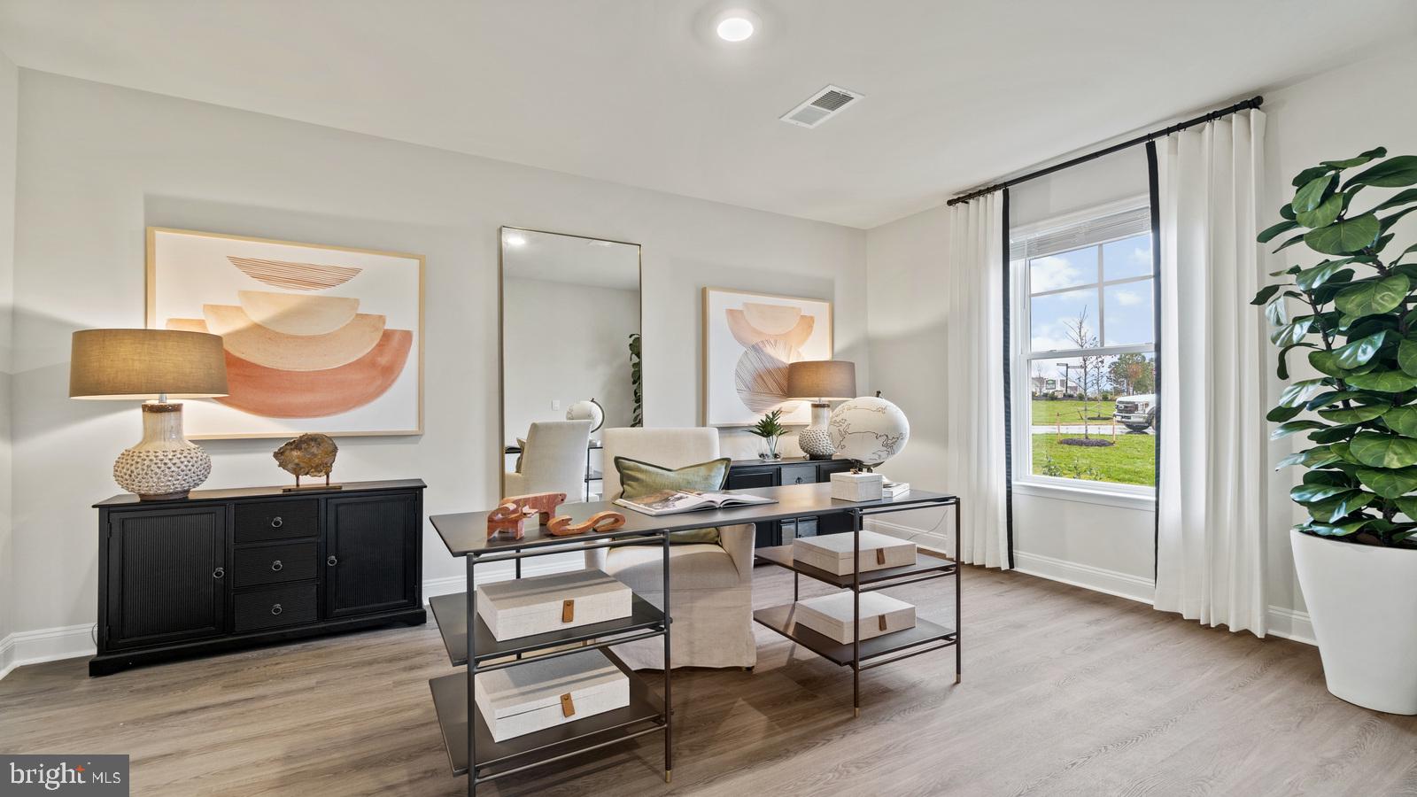 THE PONDS AT LEXINGTON - Residential