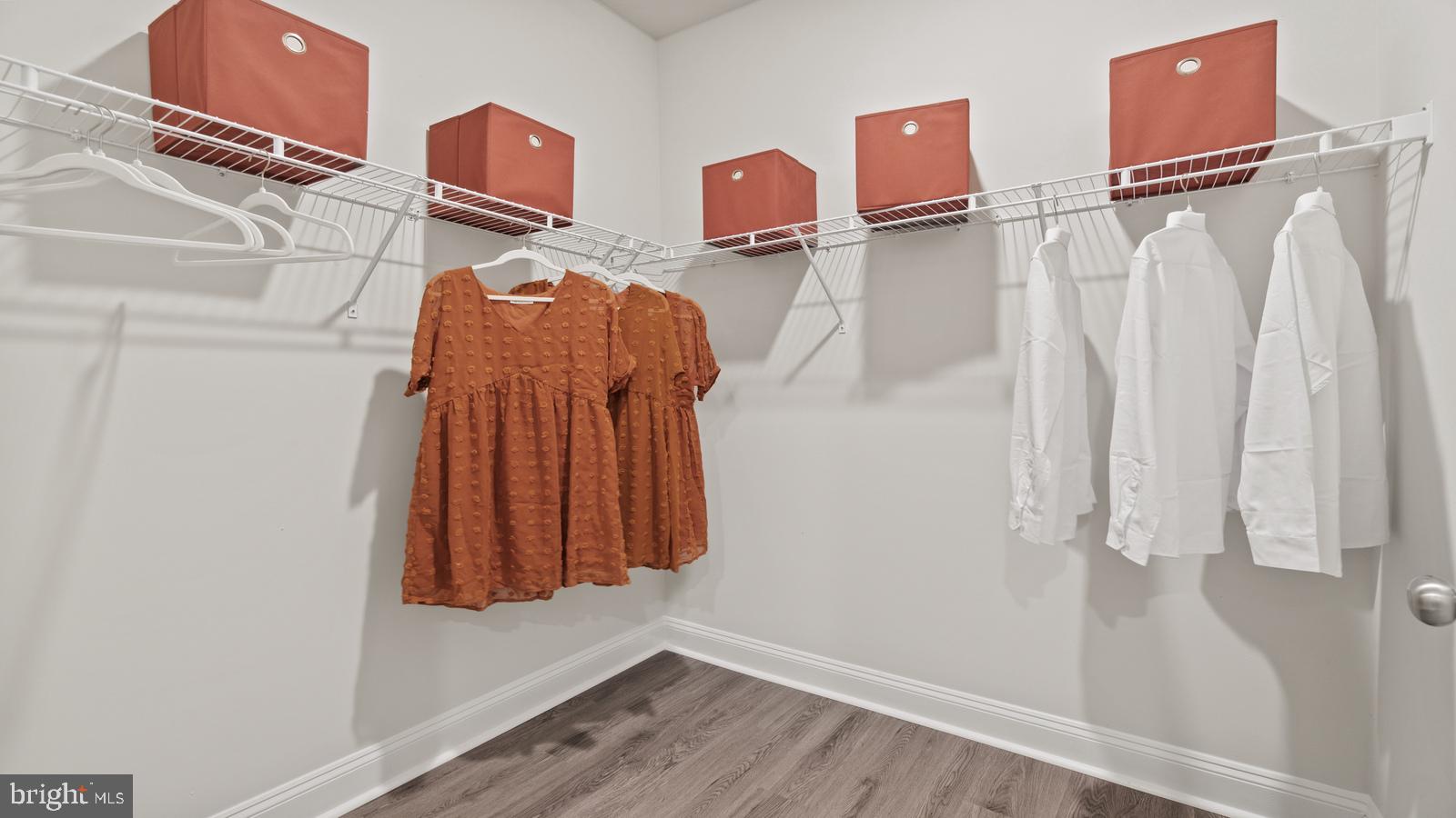 THE PONDS AT LEXINGTON - Residential