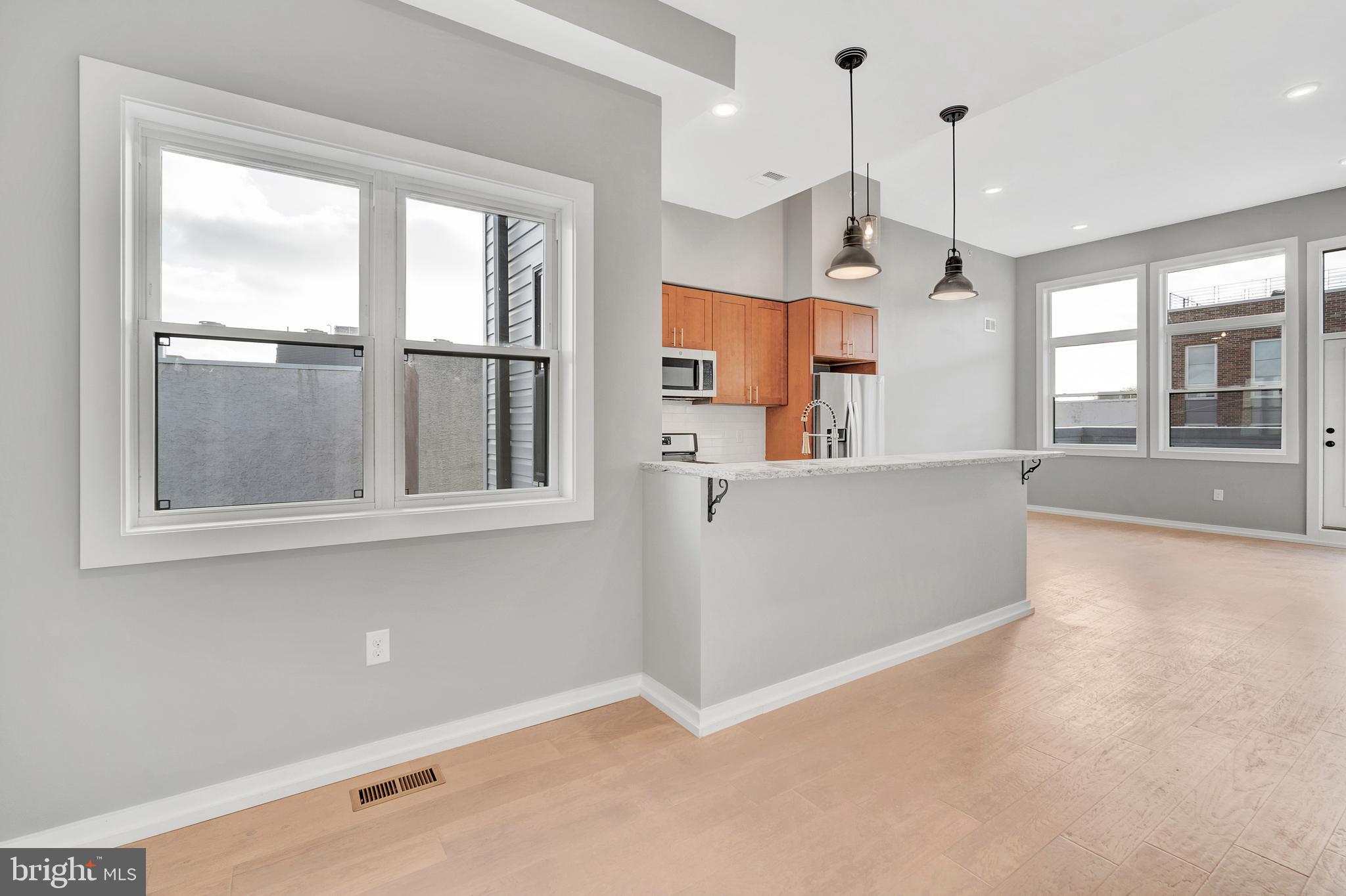 POINT BREEZE - Residential Lease