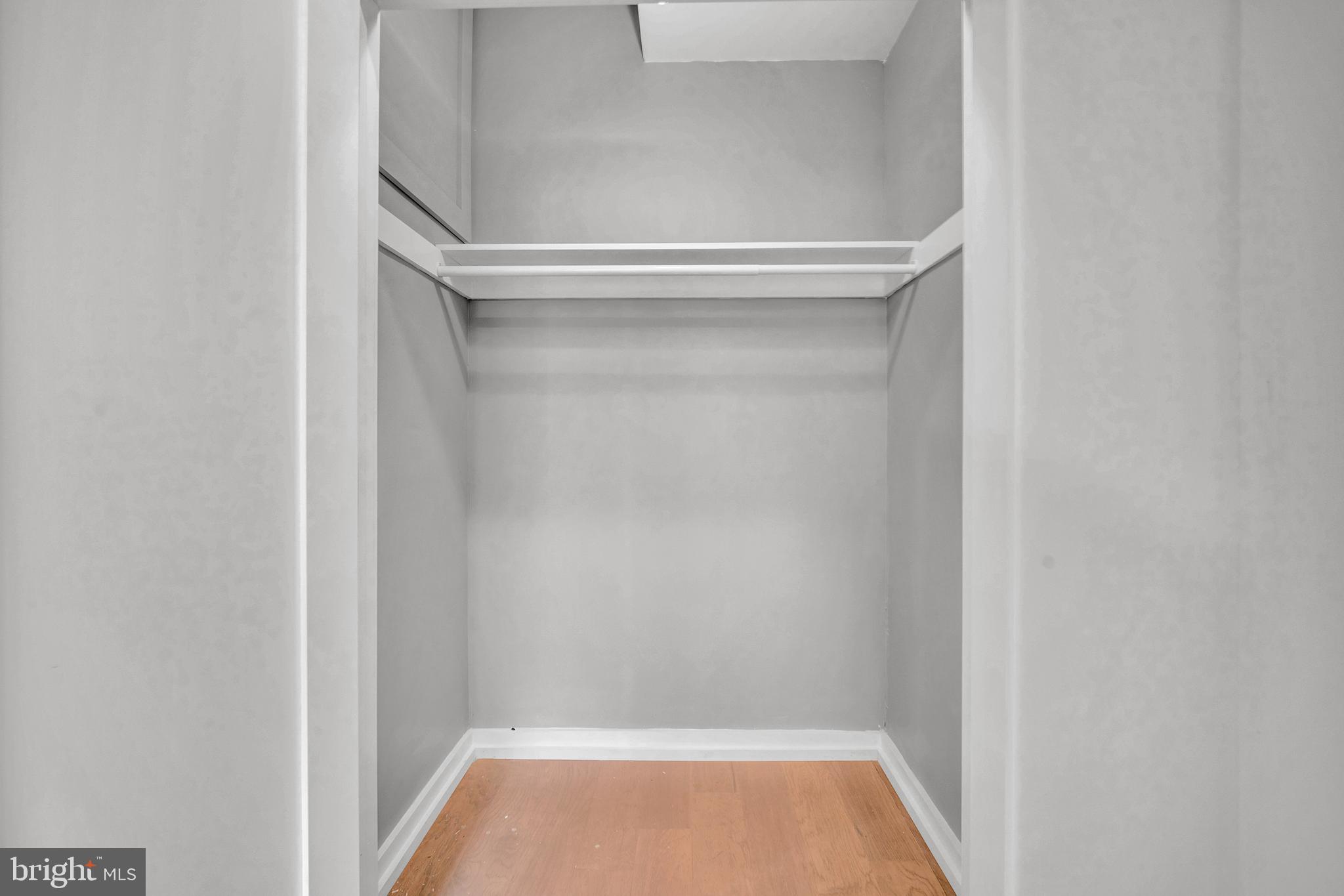 POINT BREEZE - Residential Lease