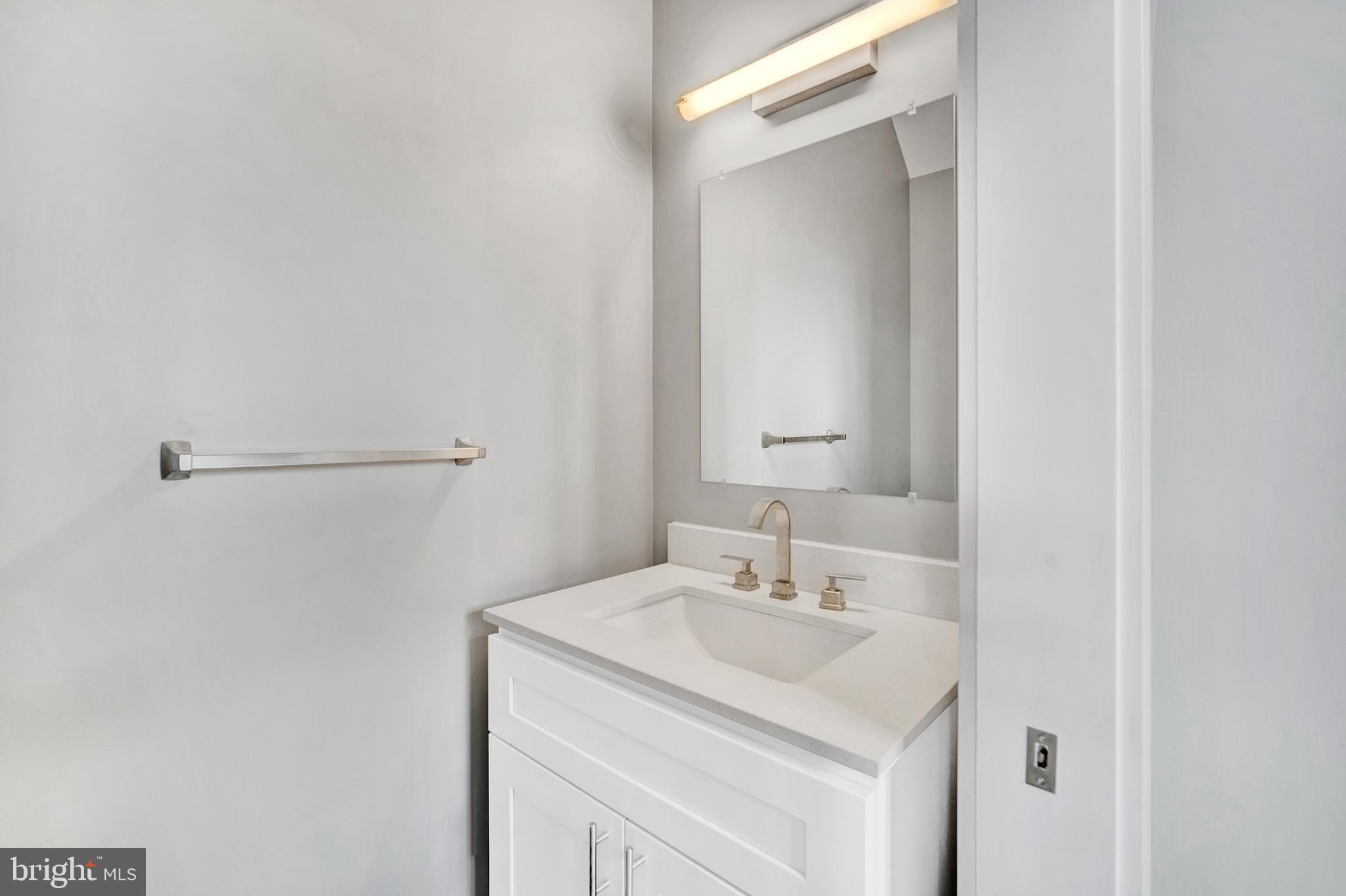 POINT BREEZE - Residential Lease