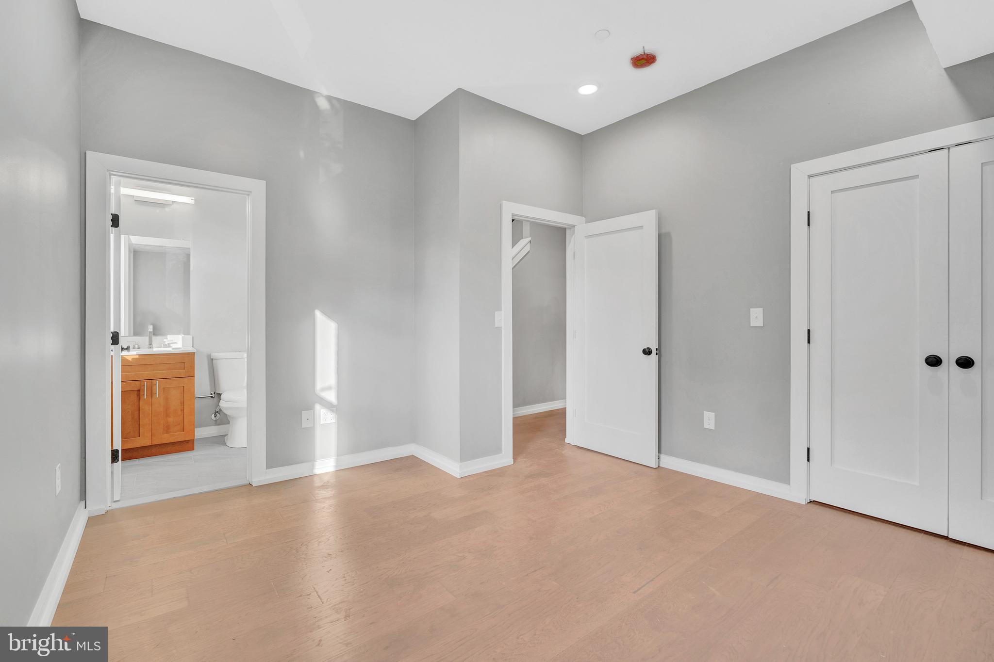 POINT BREEZE - Residential Lease