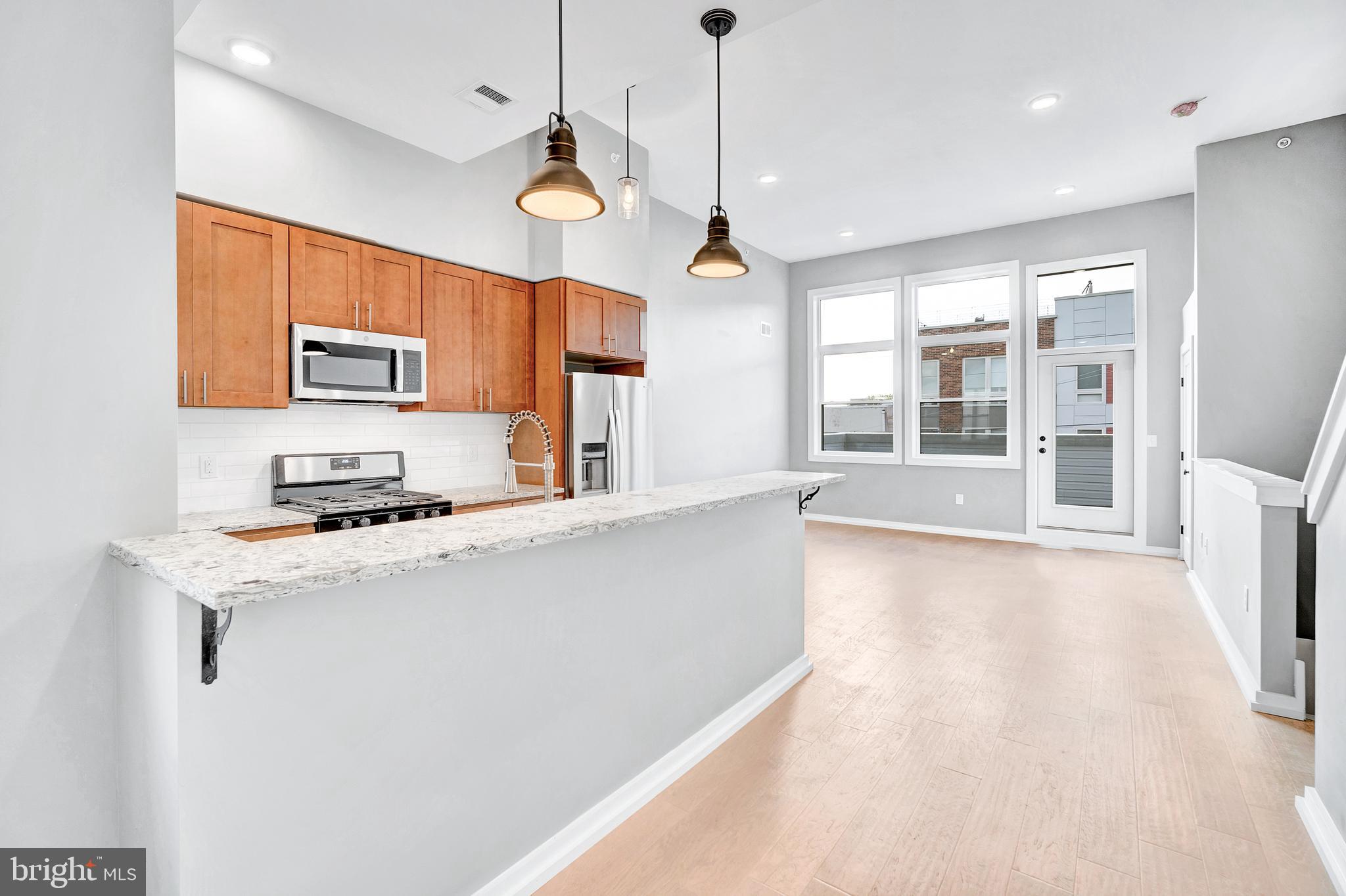 POINT BREEZE - Residential Lease