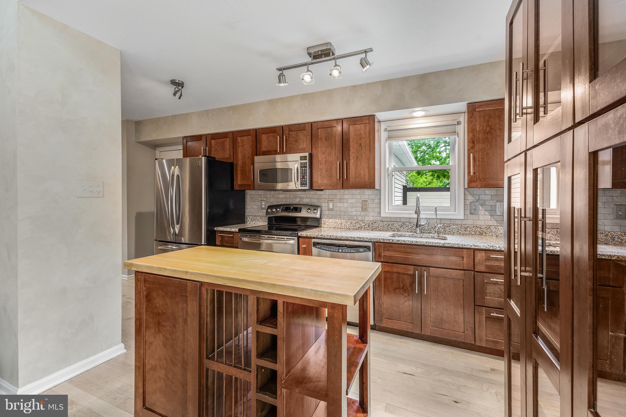 REMINGTON RIDGE - Residential