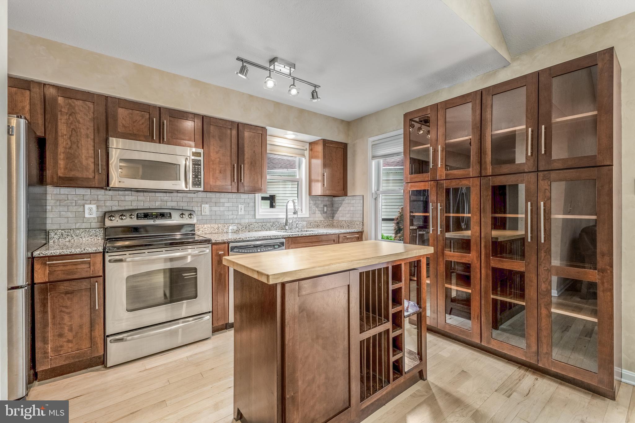 REMINGTON RIDGE - Residential
