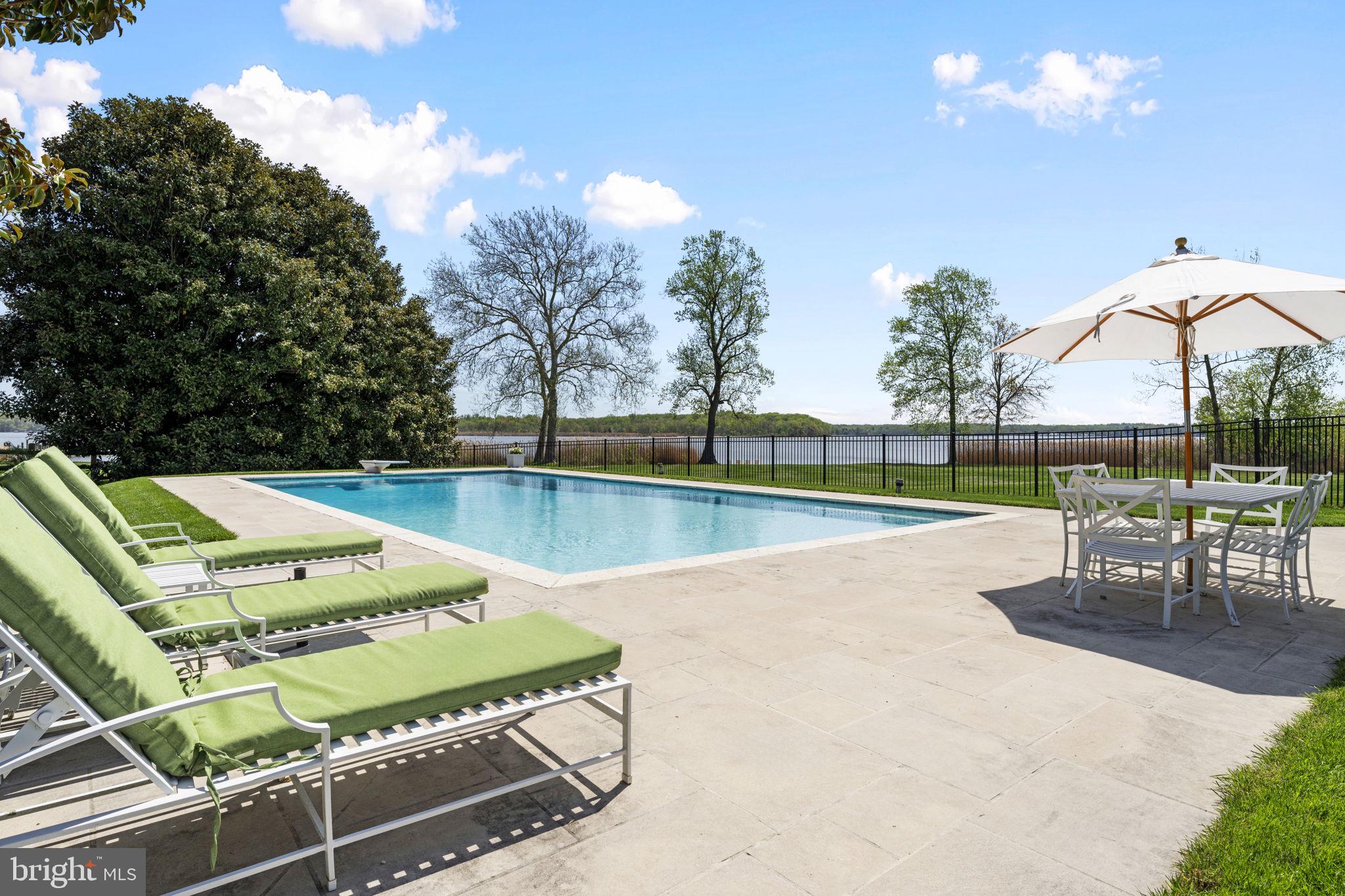 ST. JOHNS MANOR - Residential