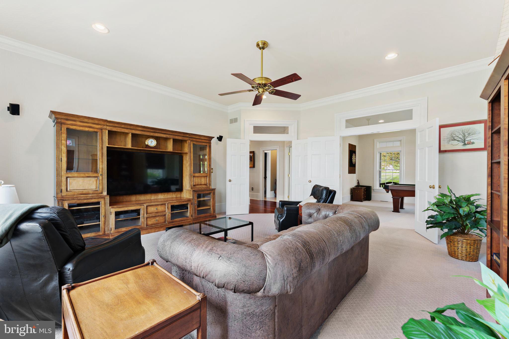 ST. JOHNS MANOR - Residential