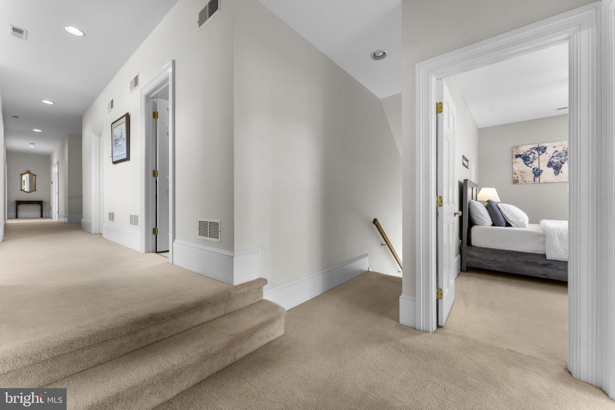 ST. JOHNS MANOR - Residential