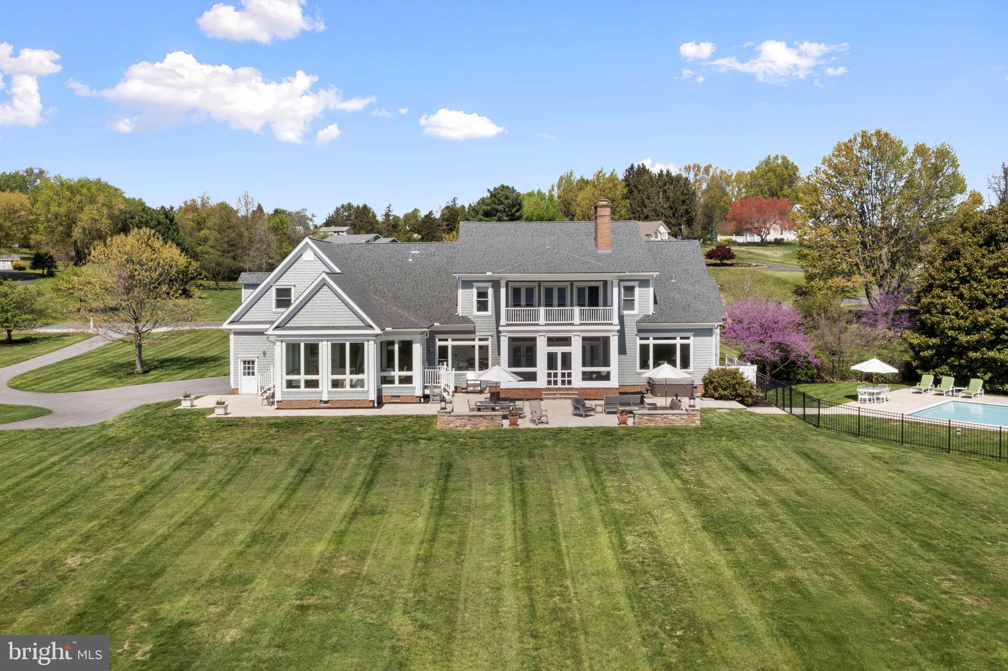 ST. JOHNS MANOR - Residential