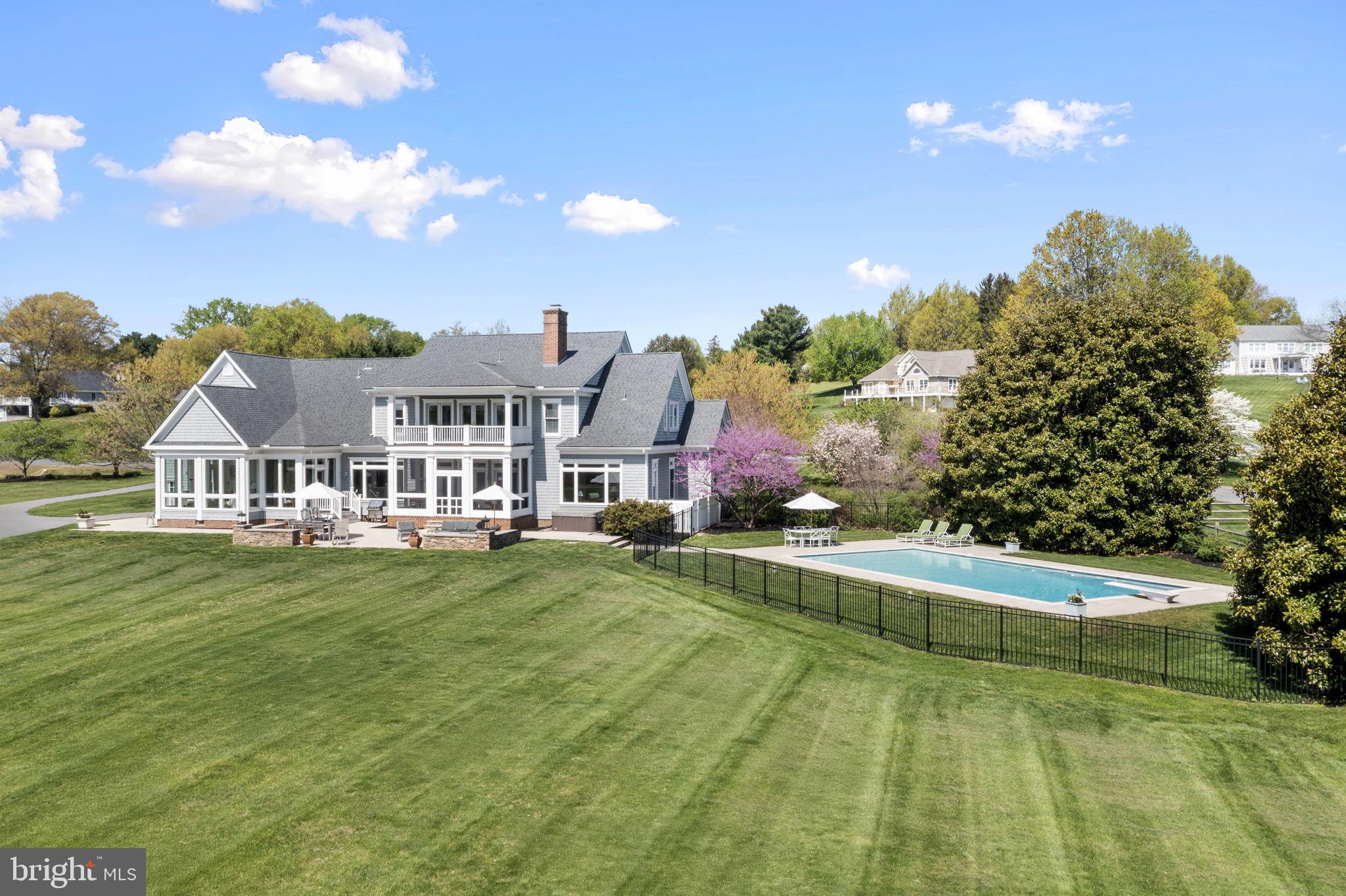 ST. JOHNS MANOR - Residential