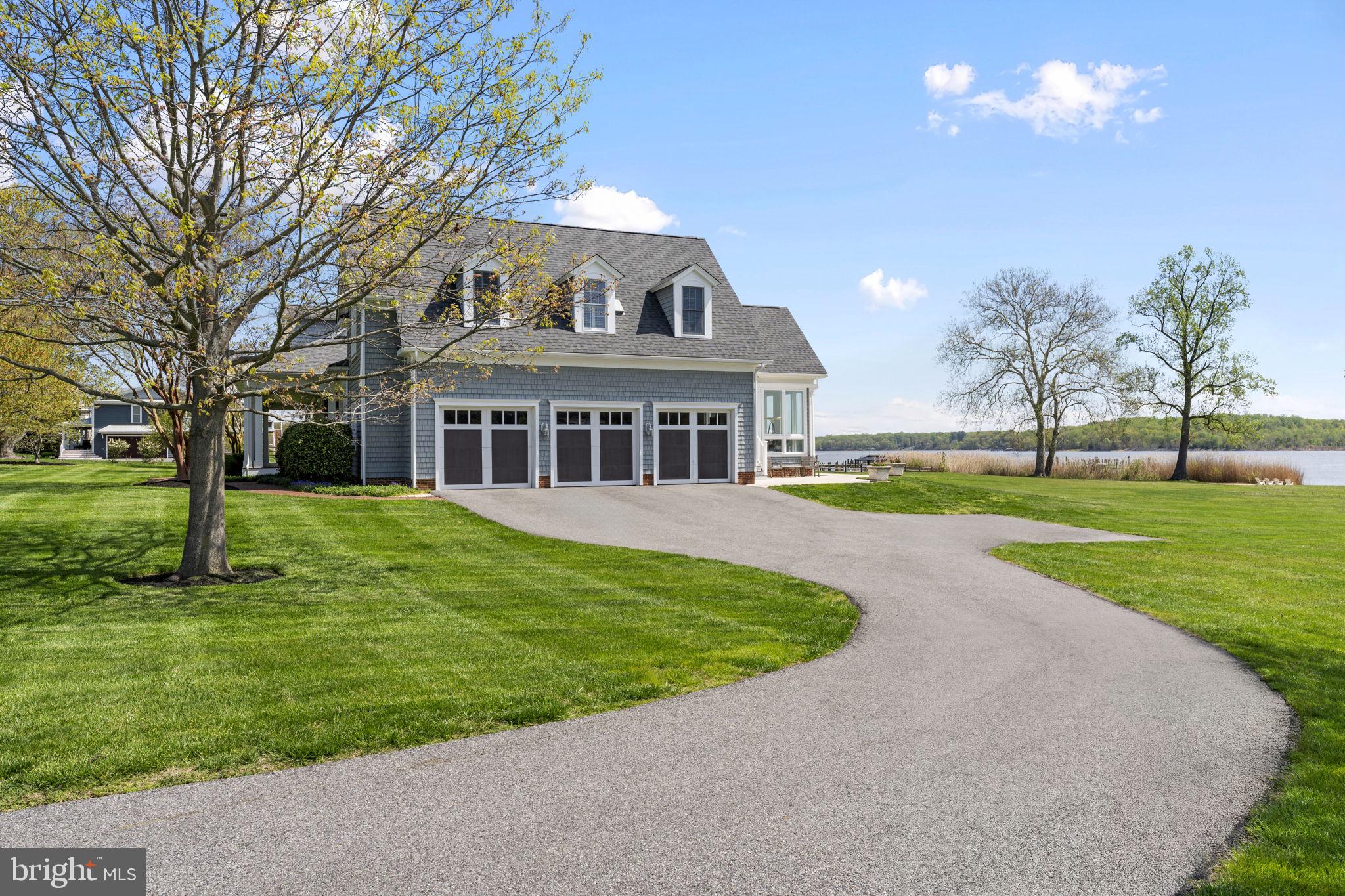 ST. JOHNS MANOR - Residential