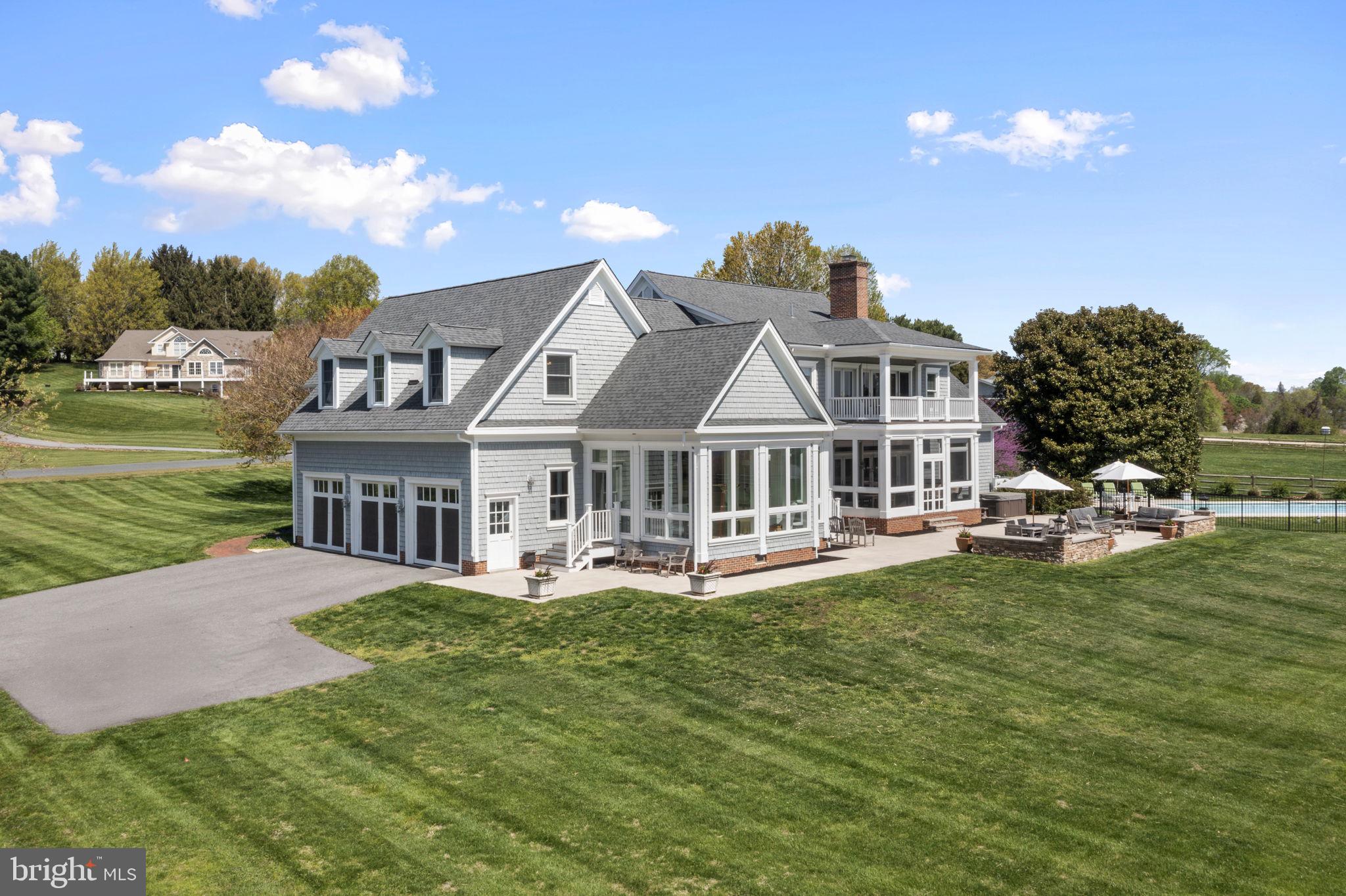 ST. JOHNS MANOR - Residential