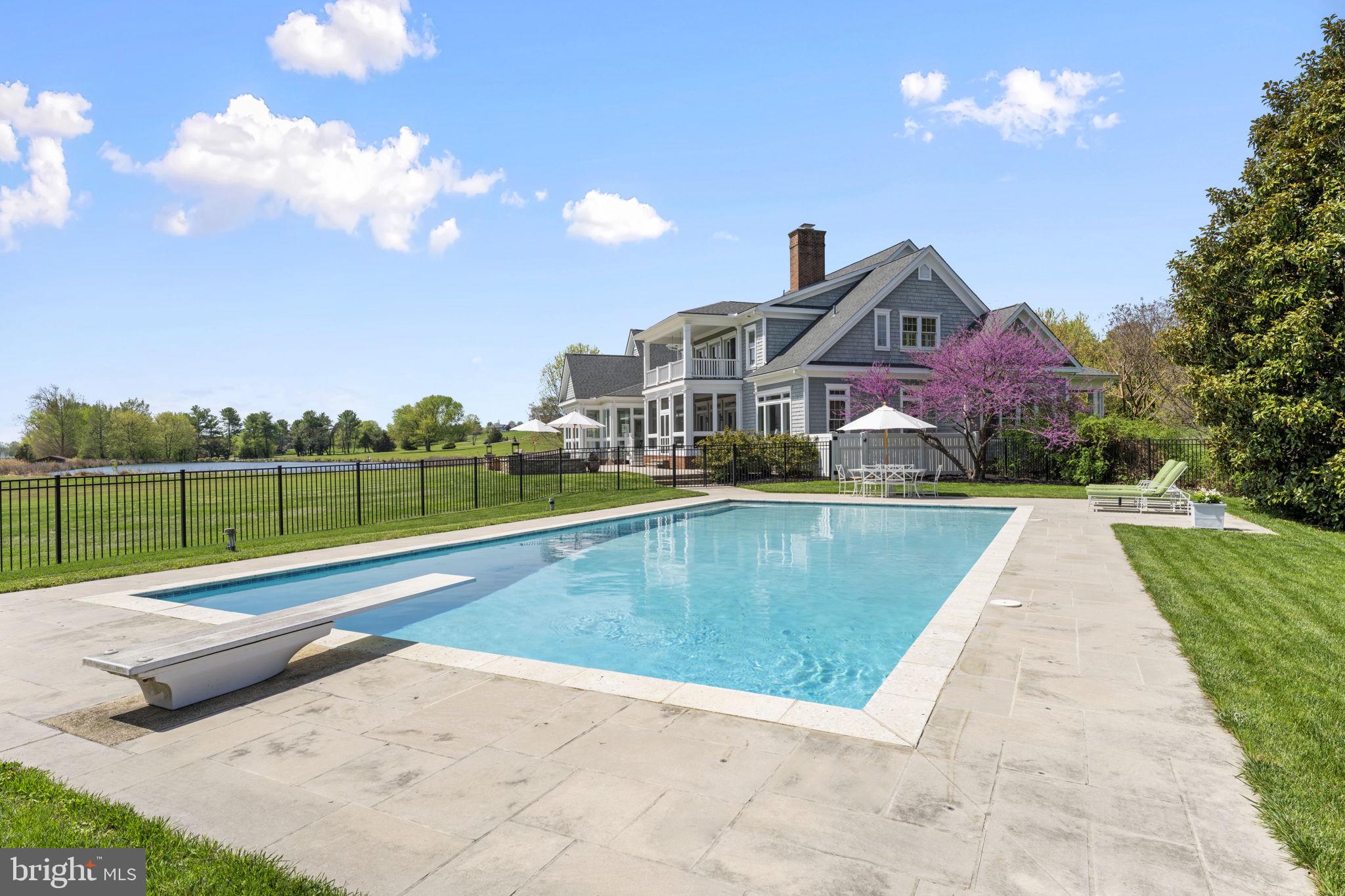 ST. JOHNS MANOR - Residential