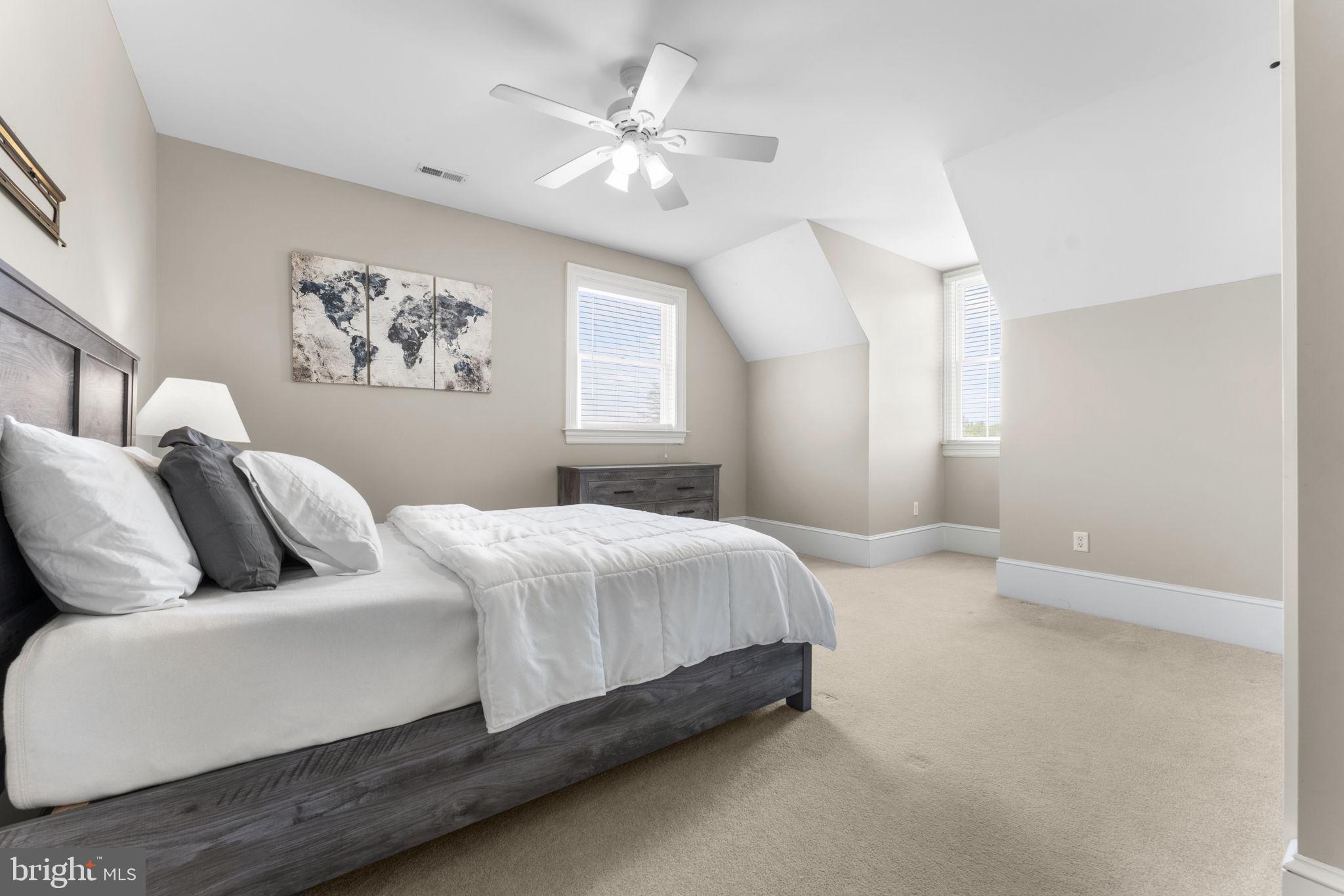 ST. JOHNS MANOR - Residential