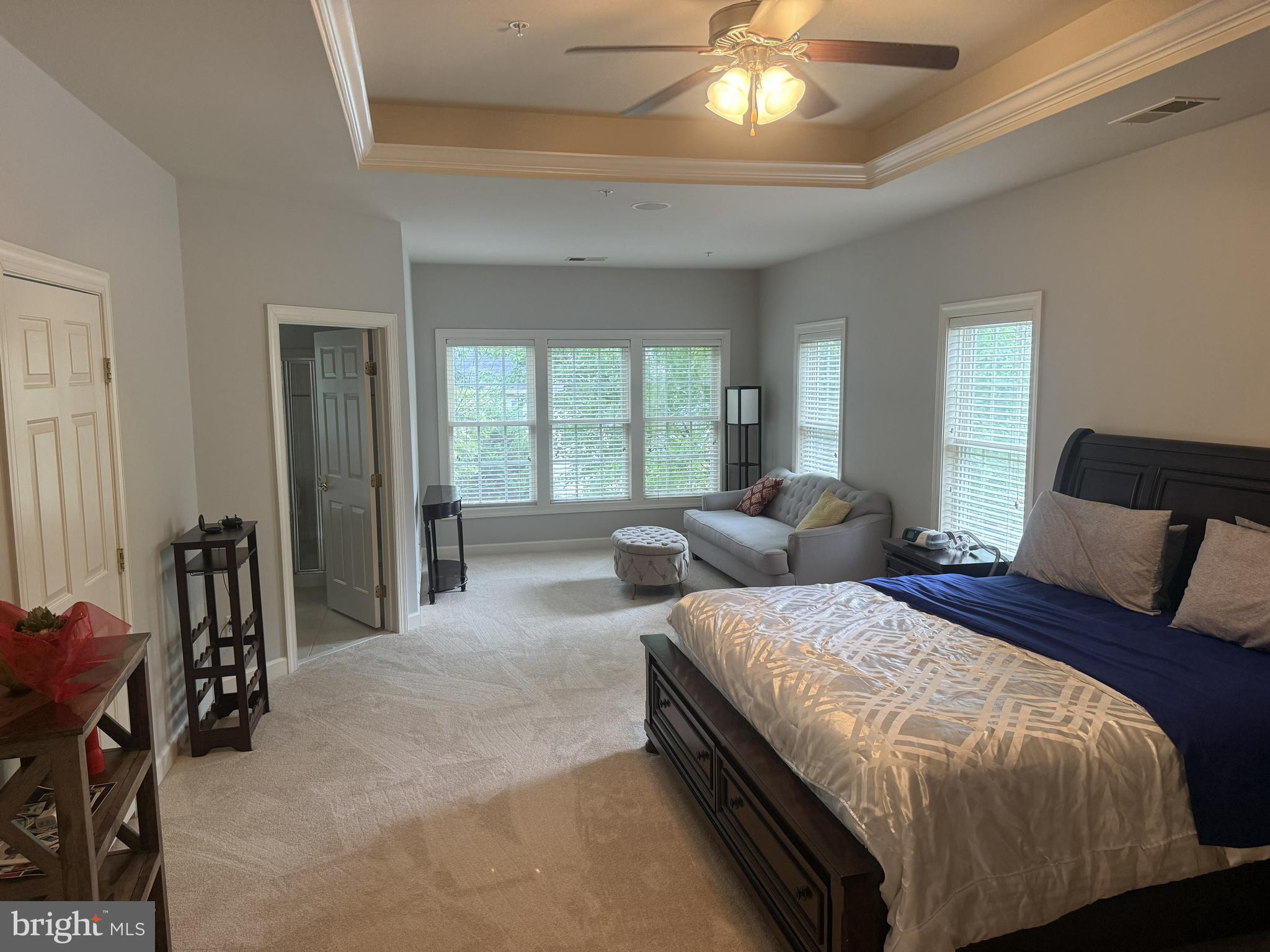 3008 HOLLOW CREST PLACE