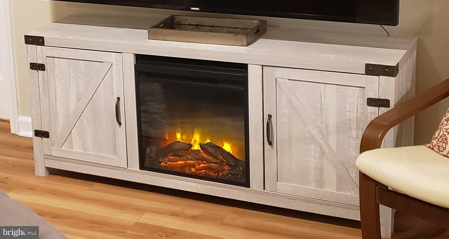 400 CASCADE LANE 405