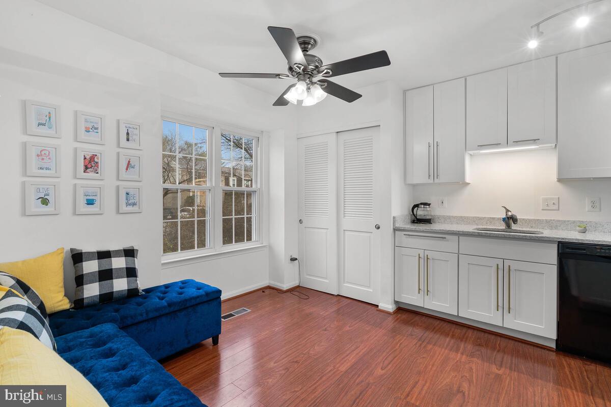 CASHELL MANOR - Residential