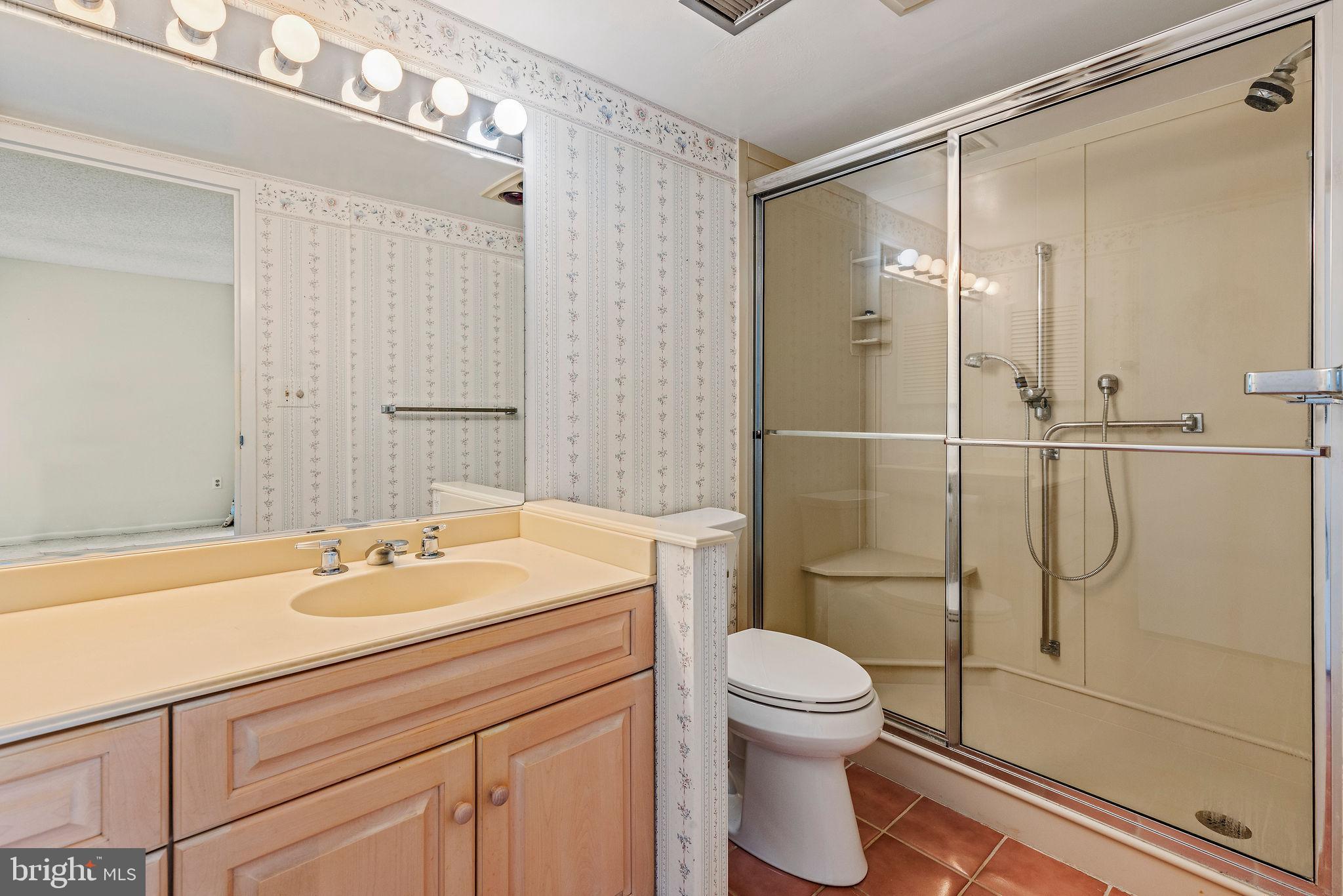 THE RIDGELY - Residential