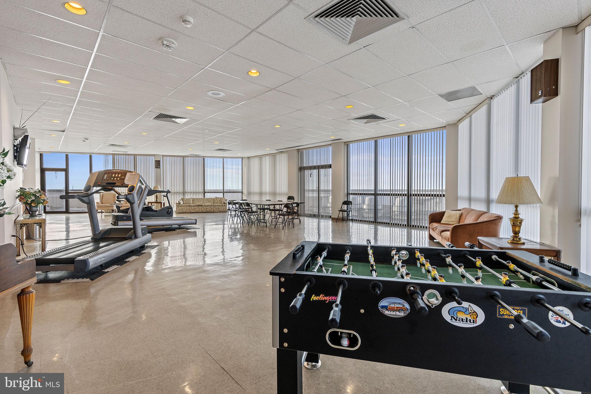 THE RIDGELY - Residential