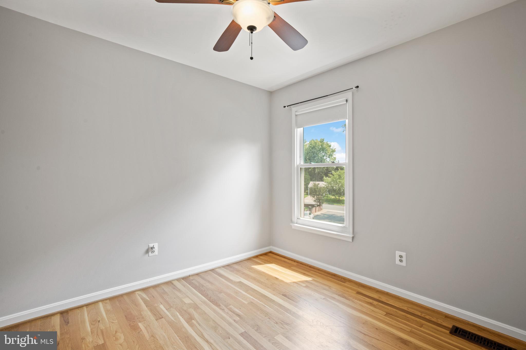 WAVERLY - Residential