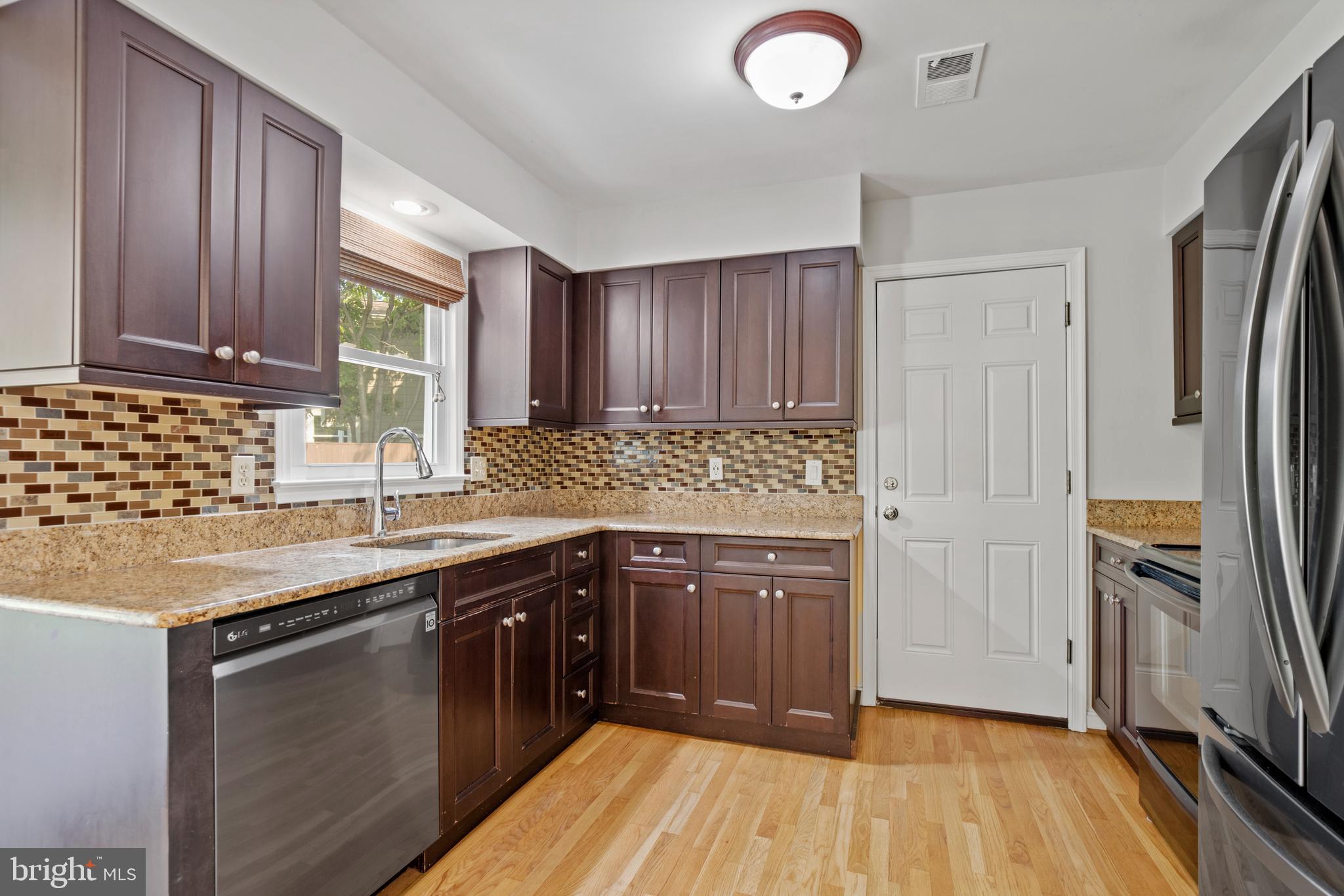 WAVERLY - Residential