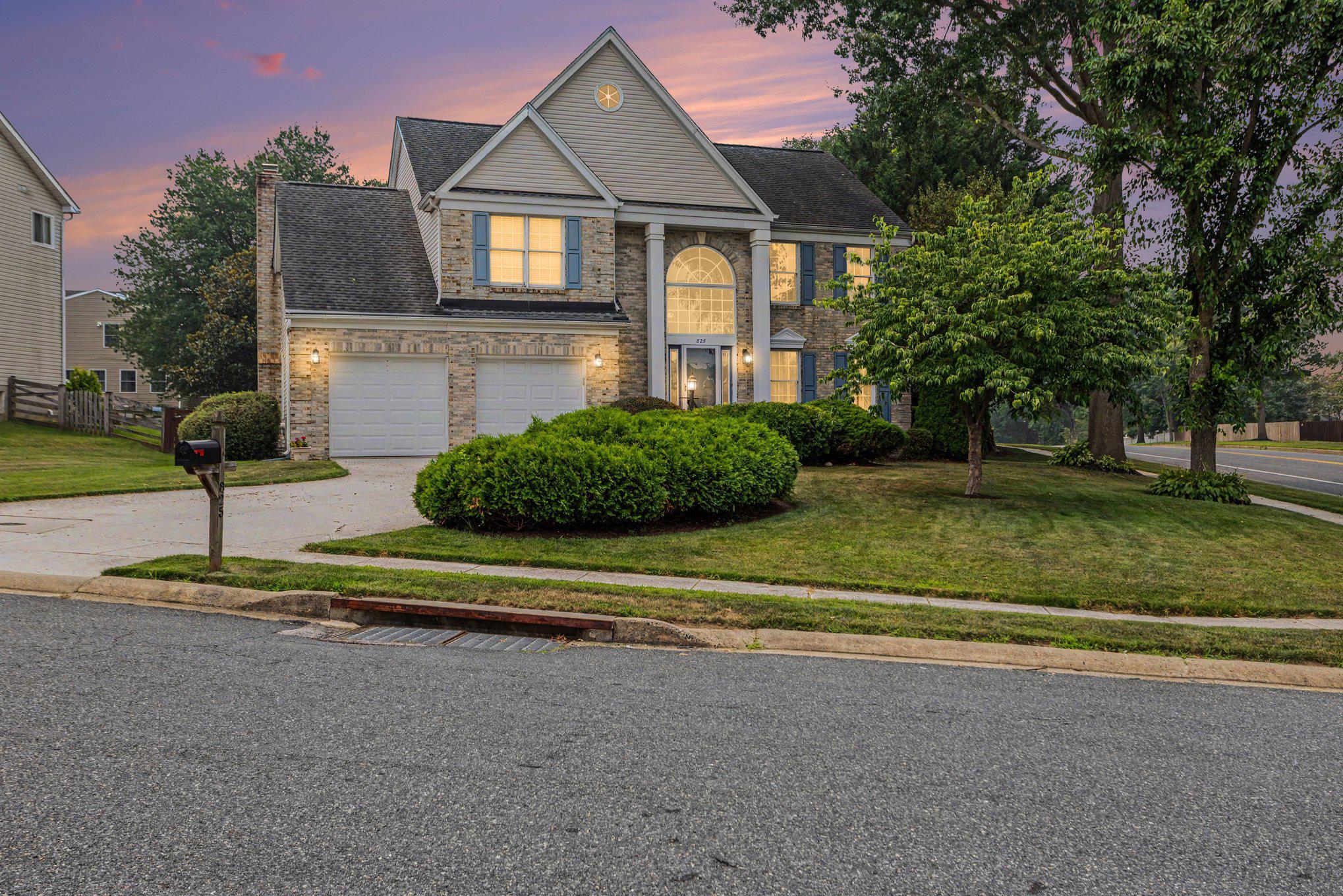 825 DELRAY DRIVE