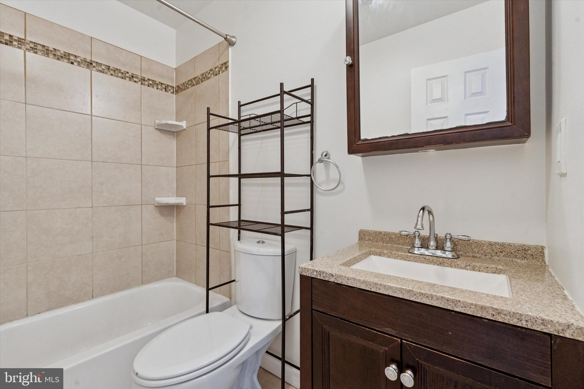 SPRING GARDEN - Residential Lease