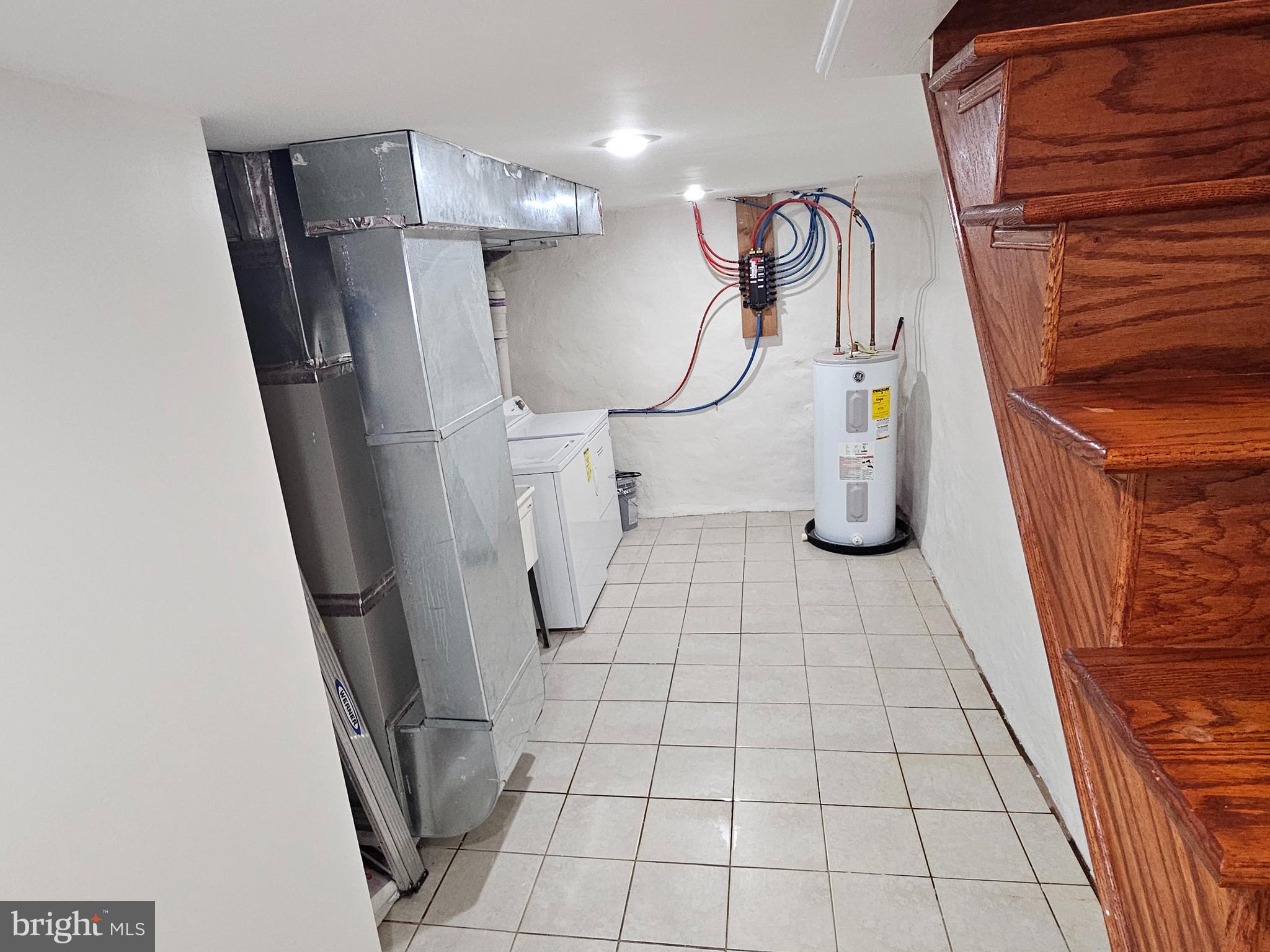 WHITMAN - Residential