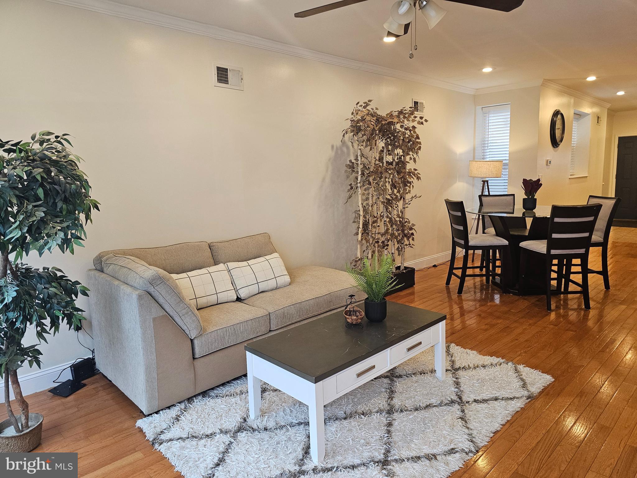 WHITMAN - Residential