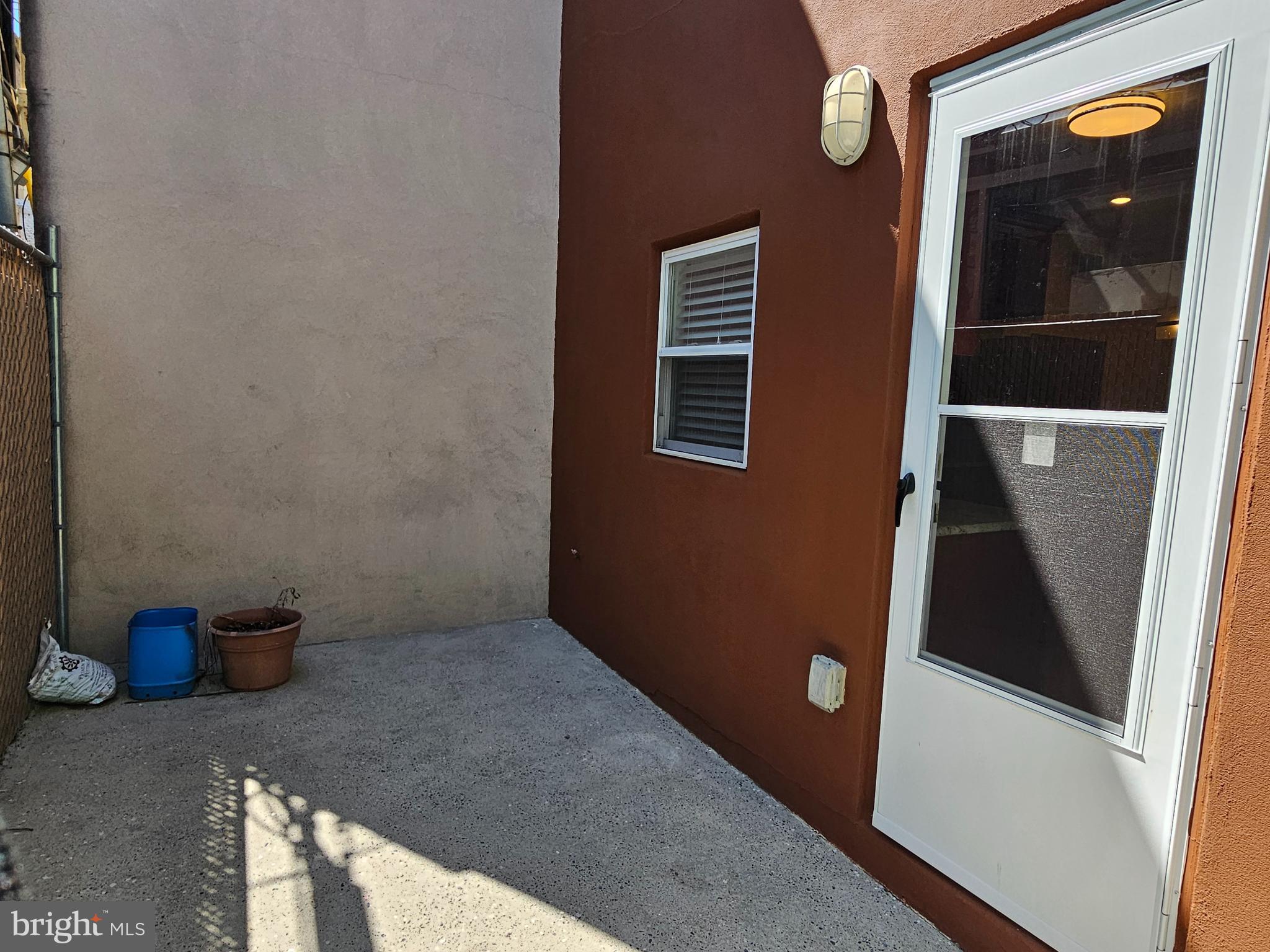 WHITMAN - Residential