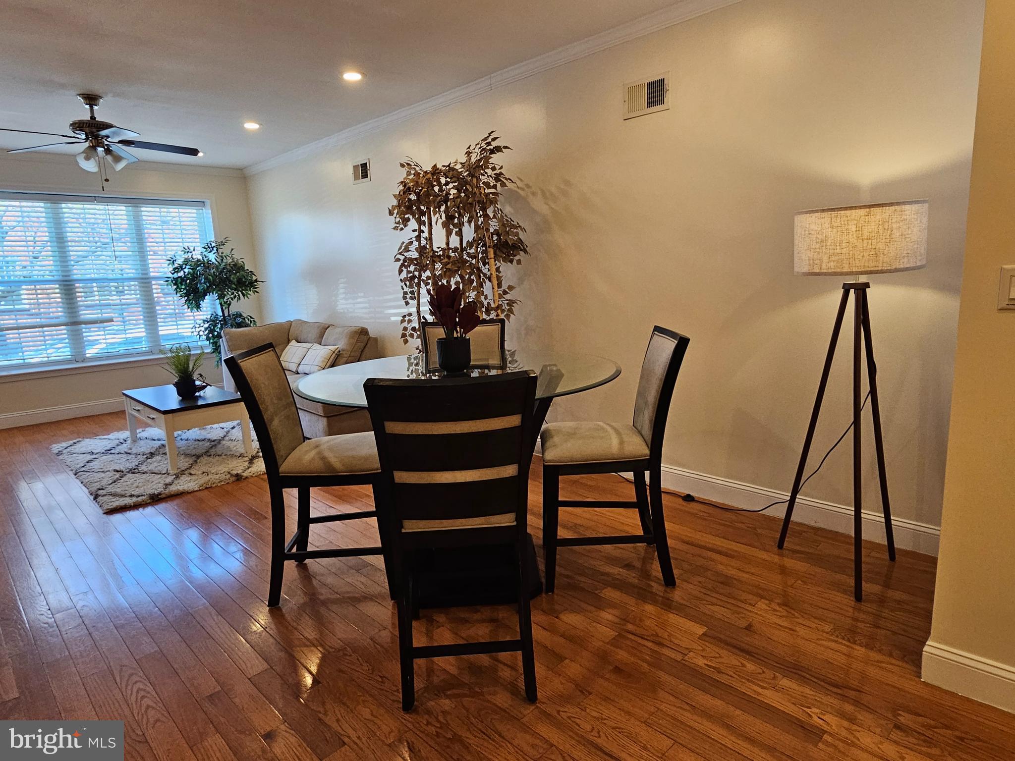 WHITMAN - Residential