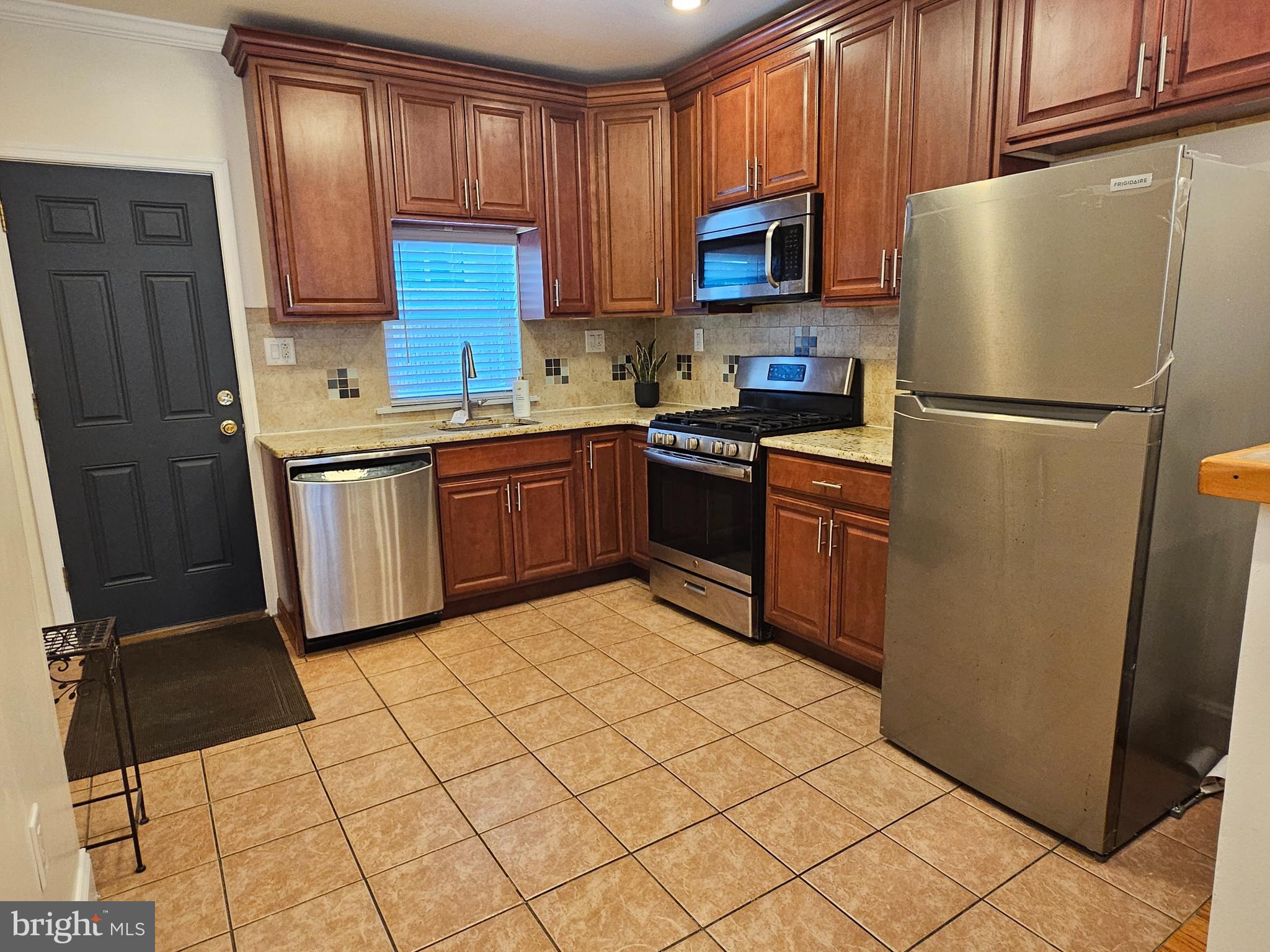 WHITMAN - Residential