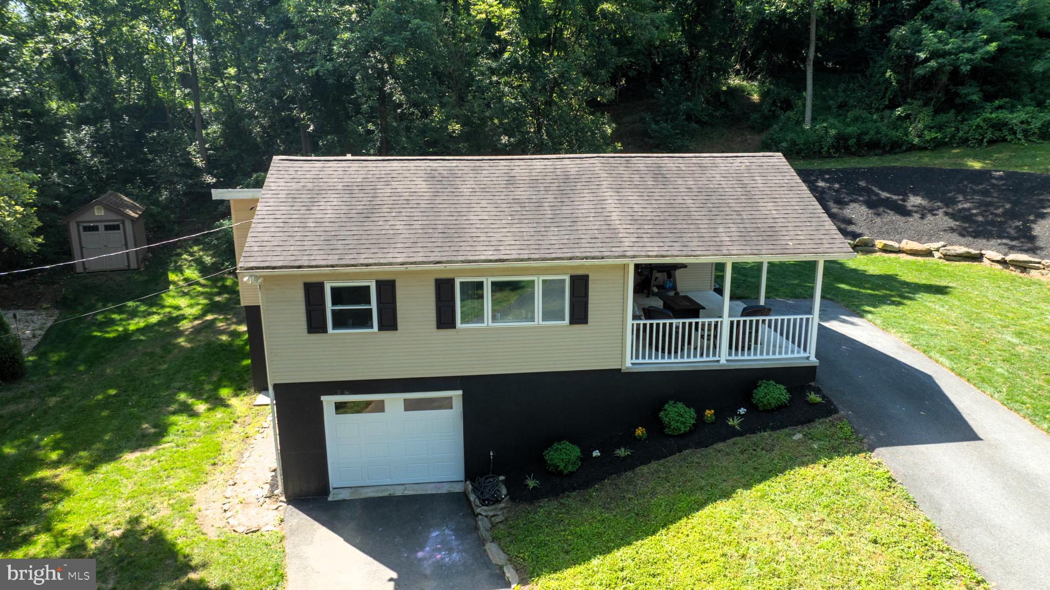 7280 RIVER ROAD