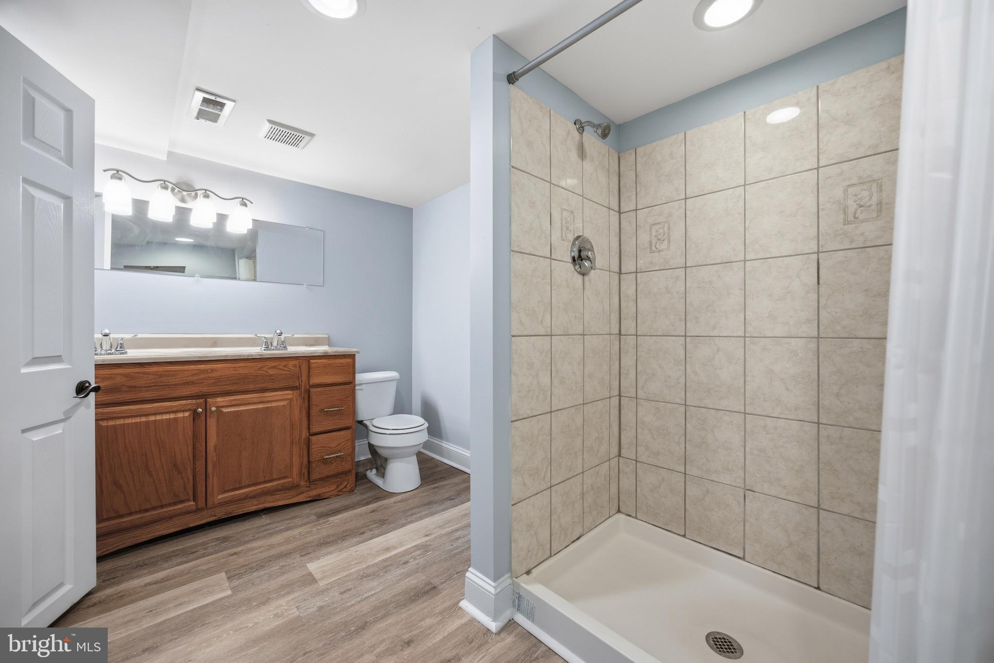 NORTH HARFORD ROAD - Residential