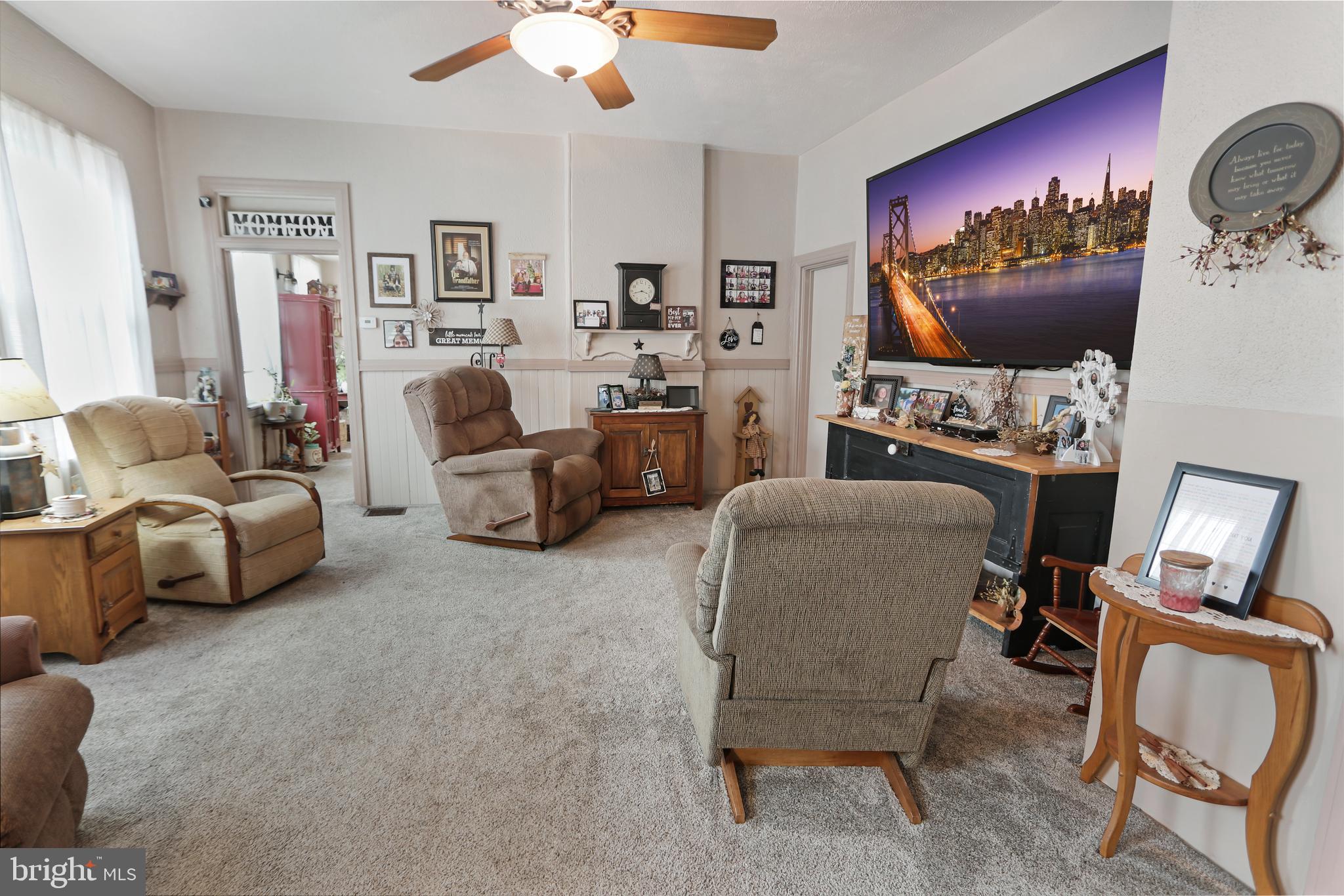 650 W 7TH STREET
