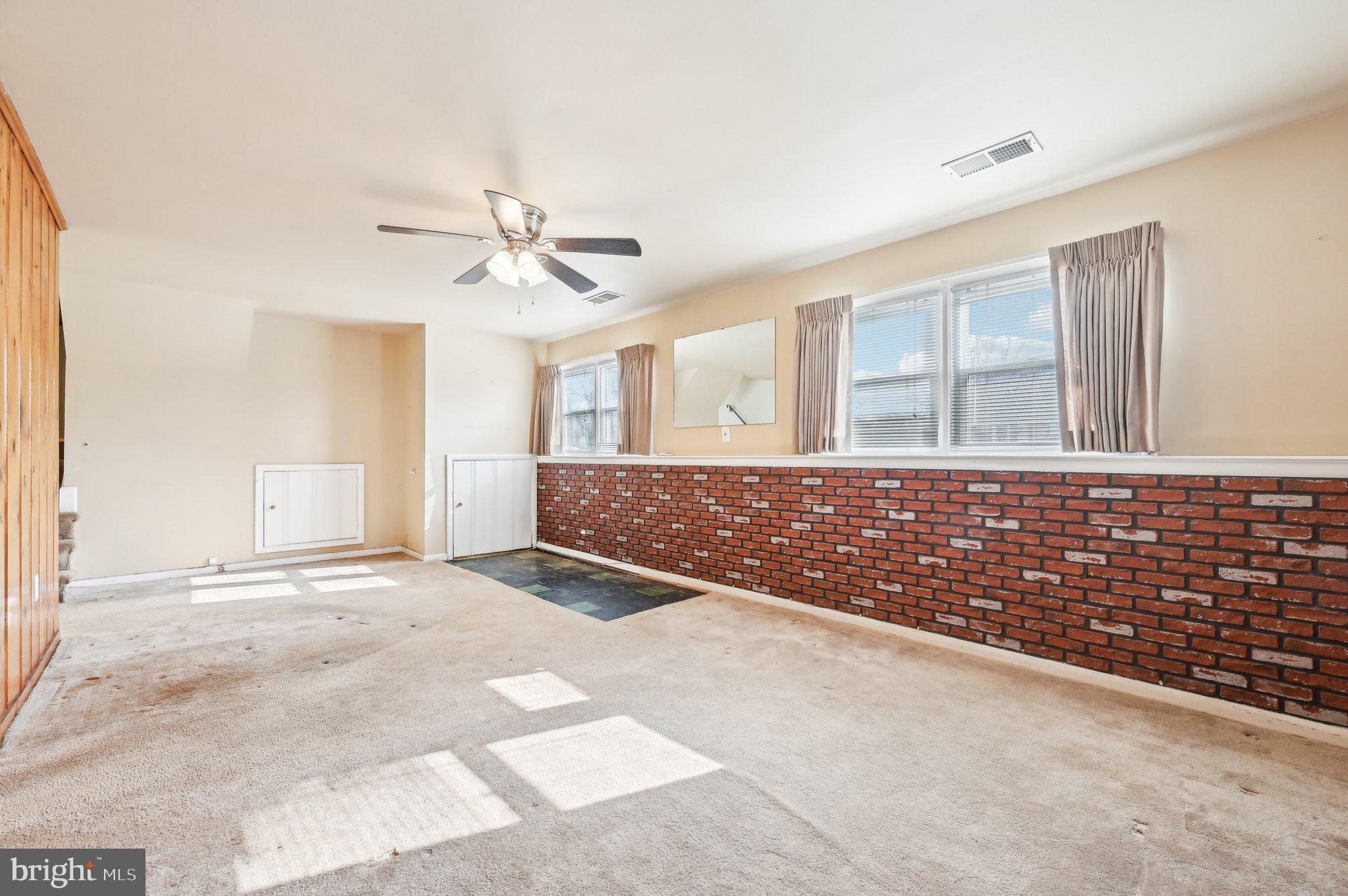 CARNEY/PARKVILLE - Residential