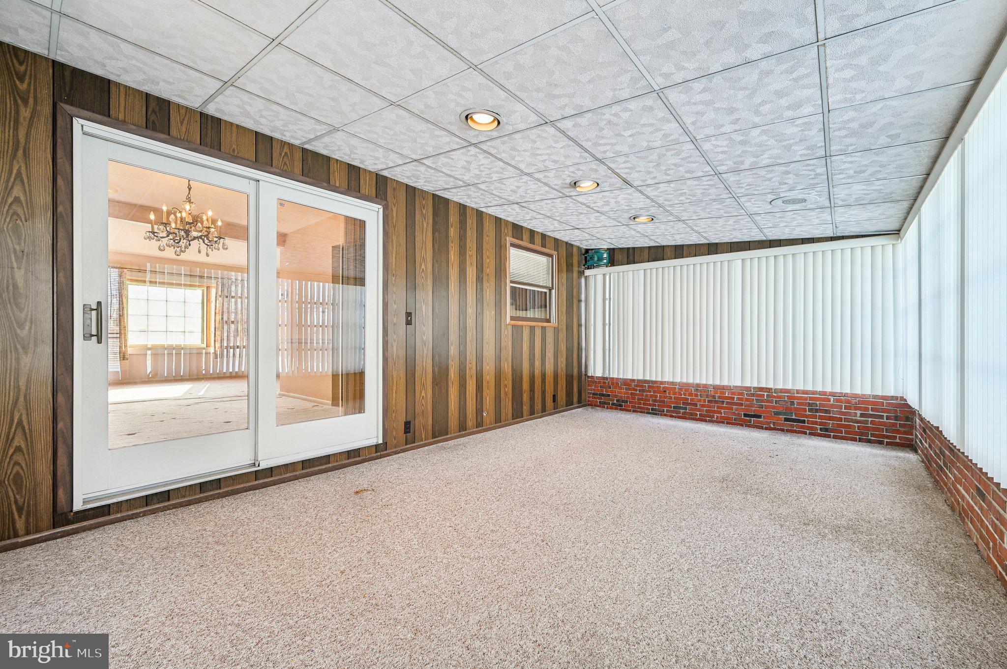 CARNEY/PARKVILLE - Residential