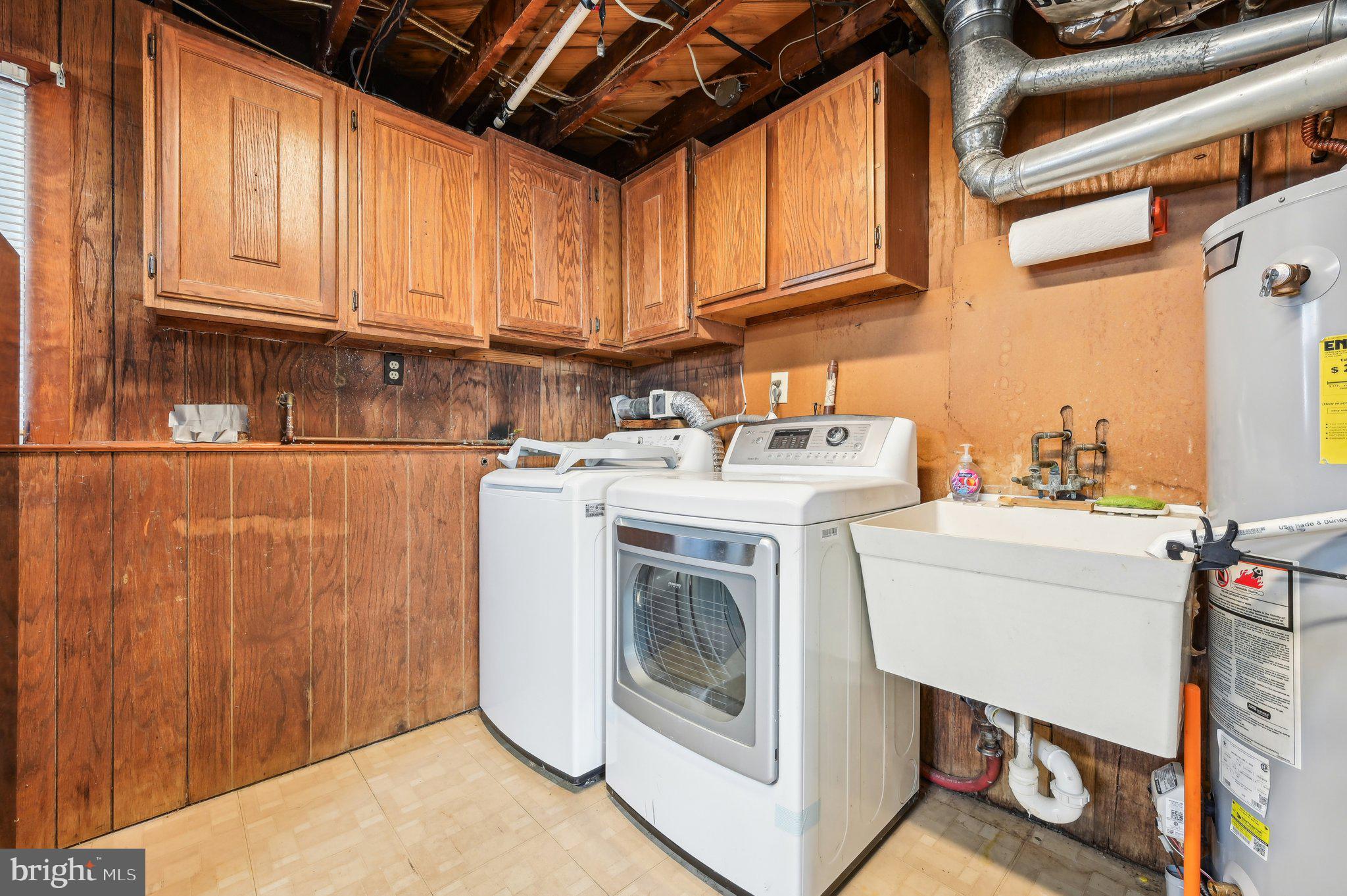 CARNEY/PARKVILLE - Residential