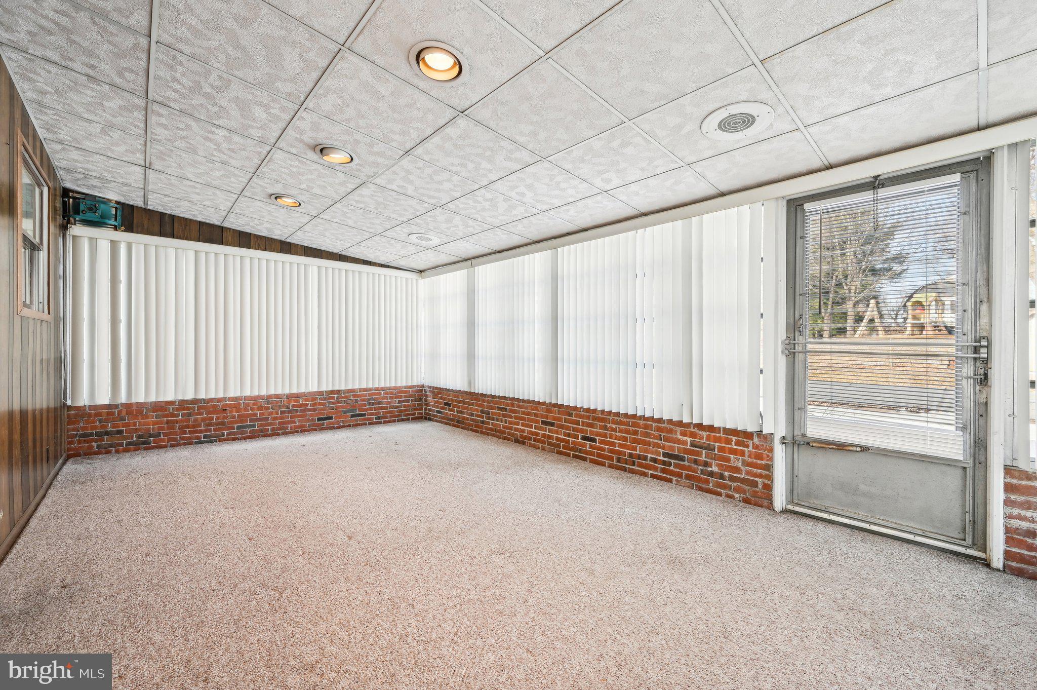 CARNEY/PARKVILLE - Residential