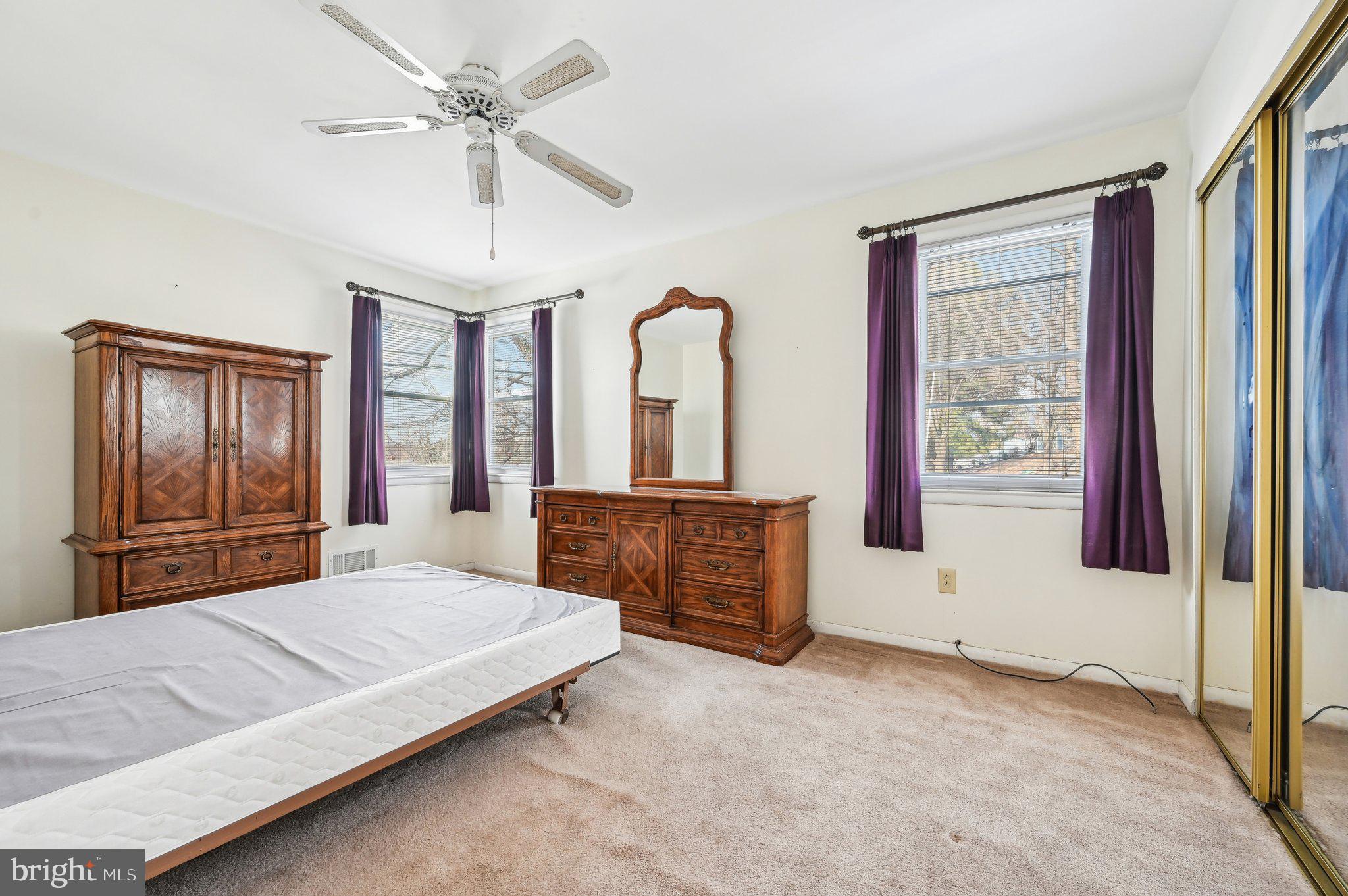 CARNEY/PARKVILLE - Residential