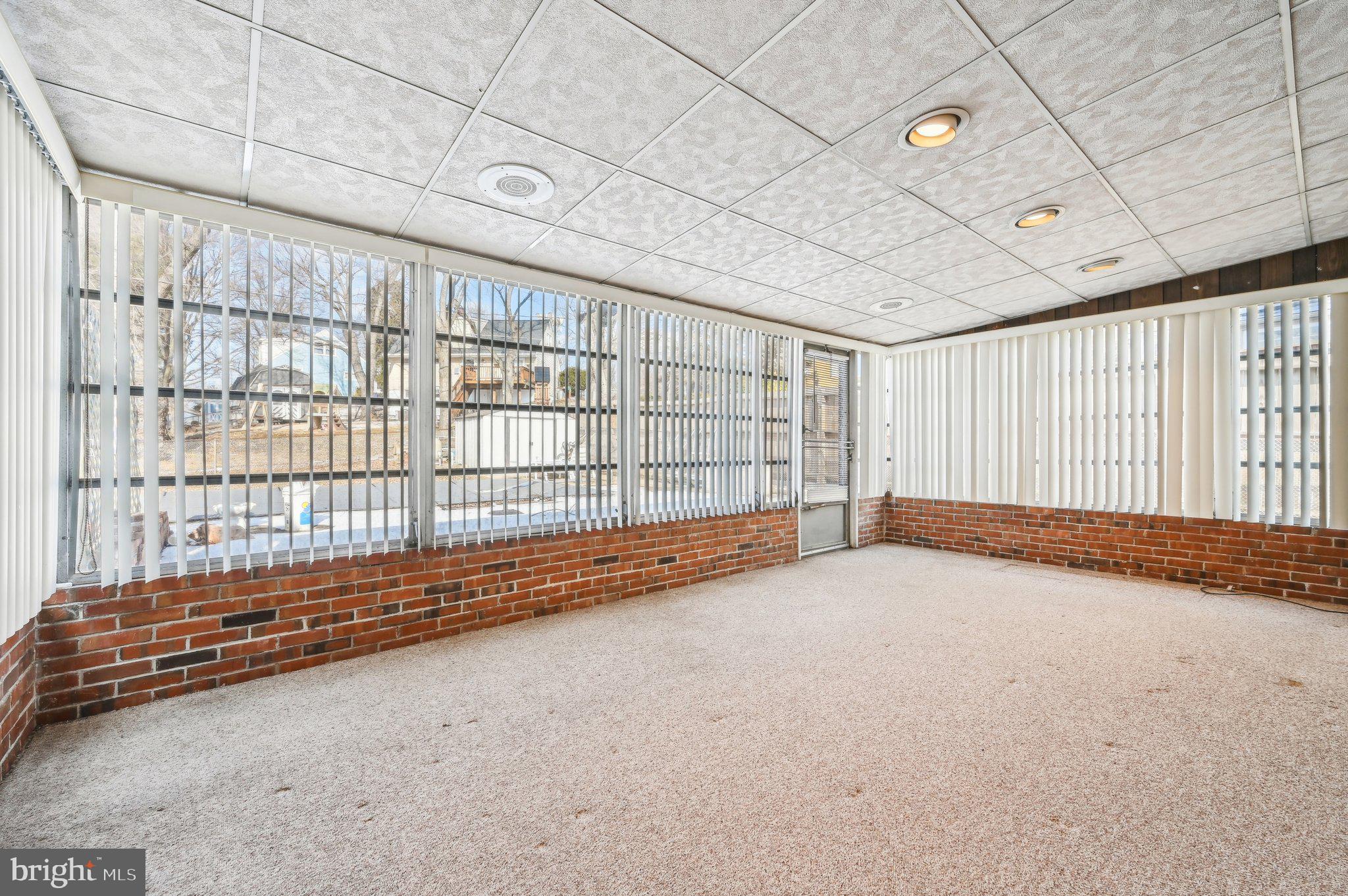 CARNEY/PARKVILLE - Residential