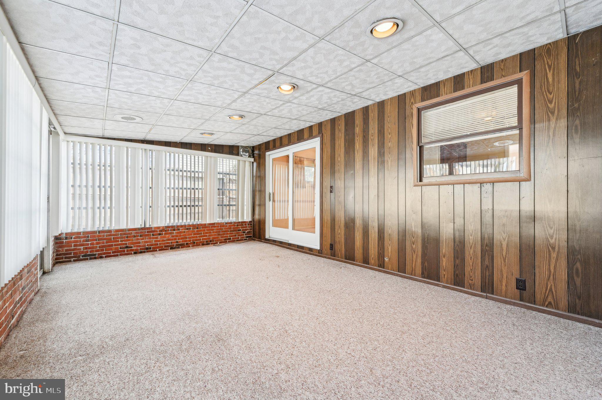 CARNEY/PARKVILLE - Residential