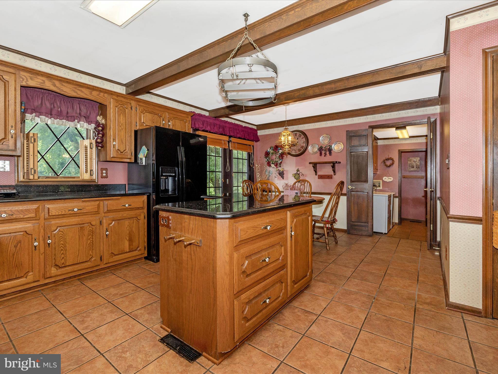 DAMASCUS OUTSIDE - Residential