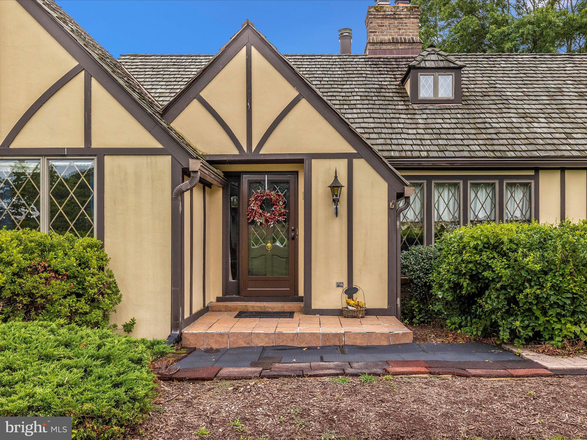 DAMASCUS OUTSIDE - Residential