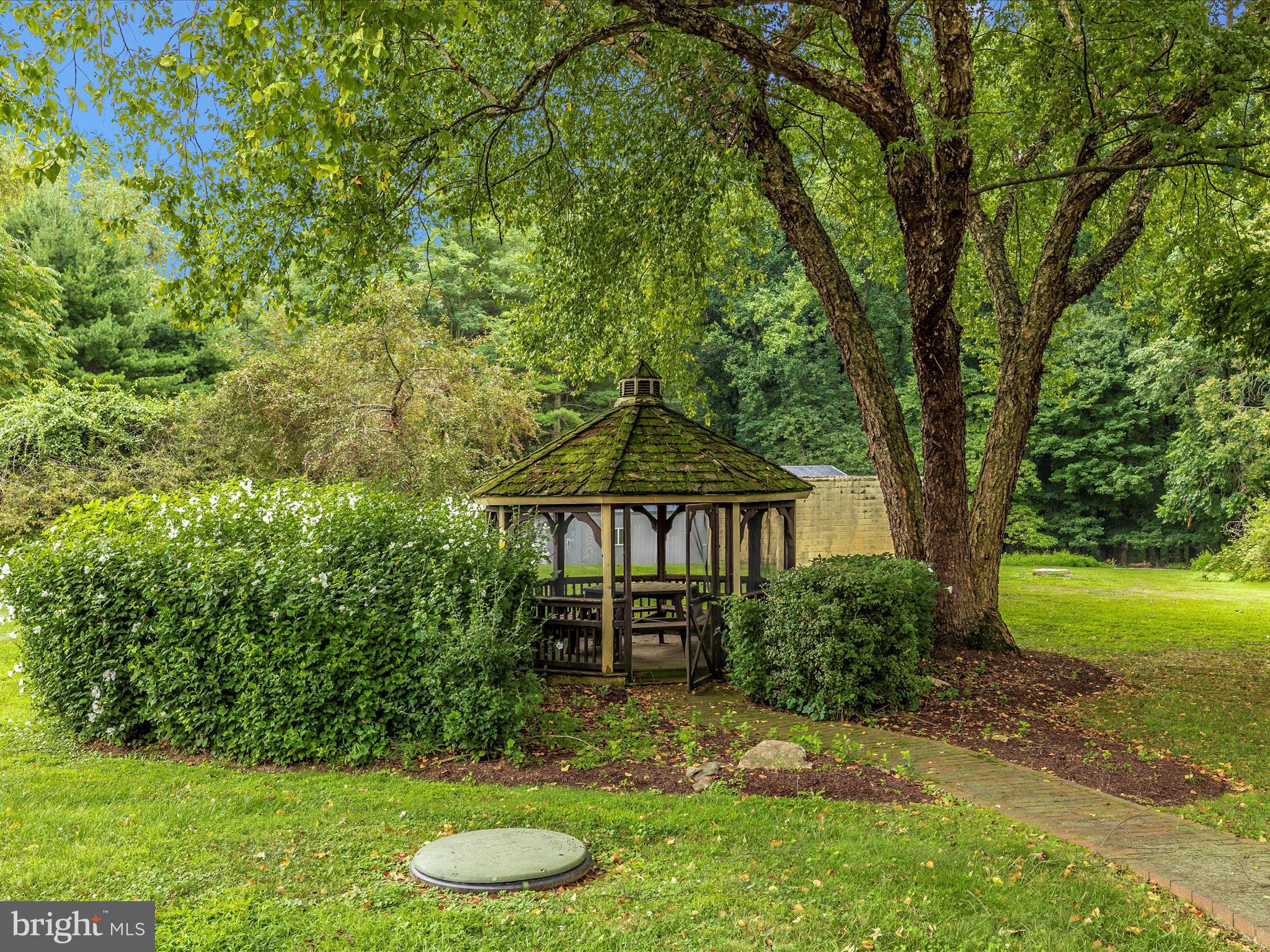 DAMASCUS OUTSIDE - Residential