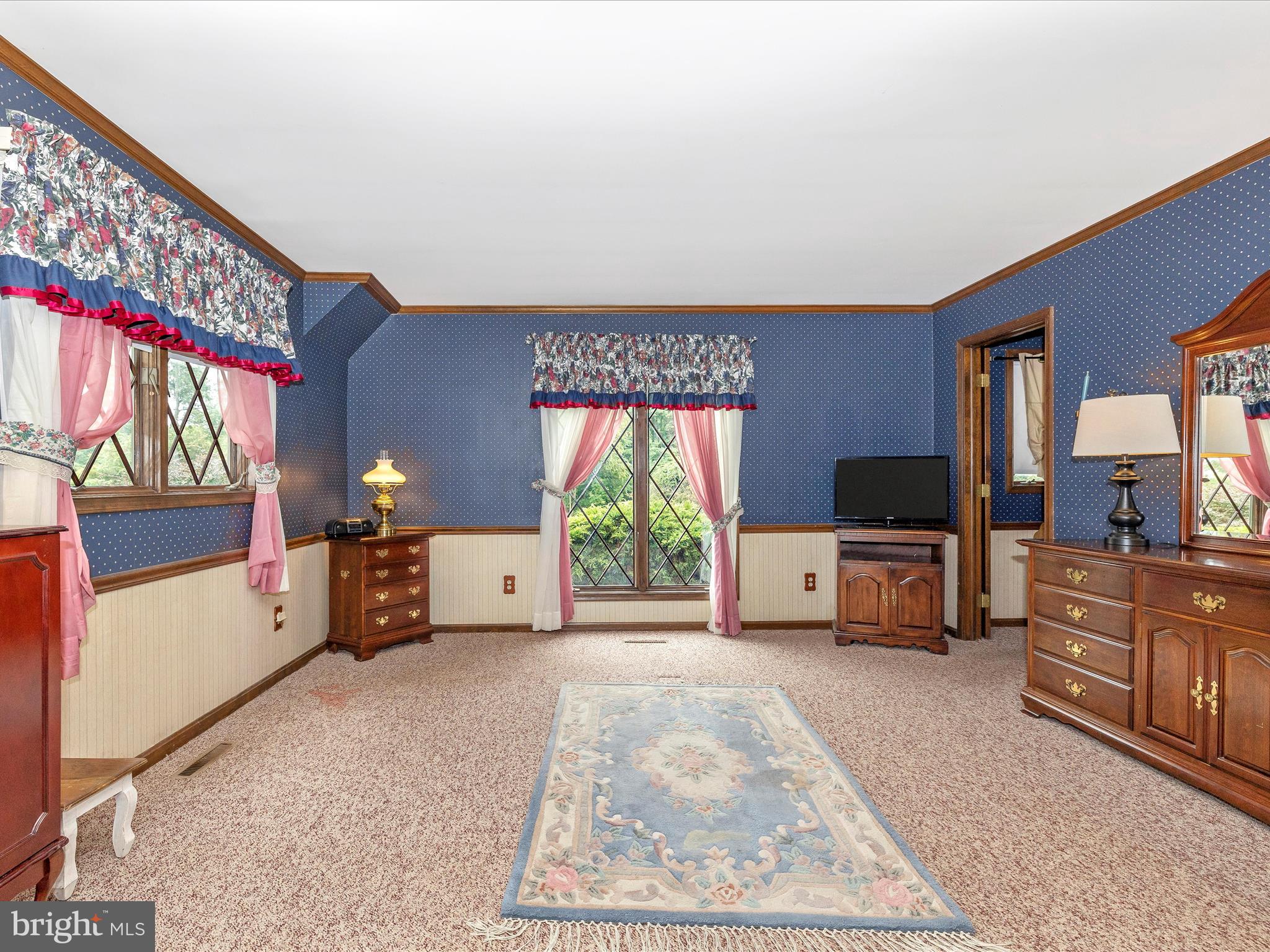 DAMASCUS OUTSIDE - Residential